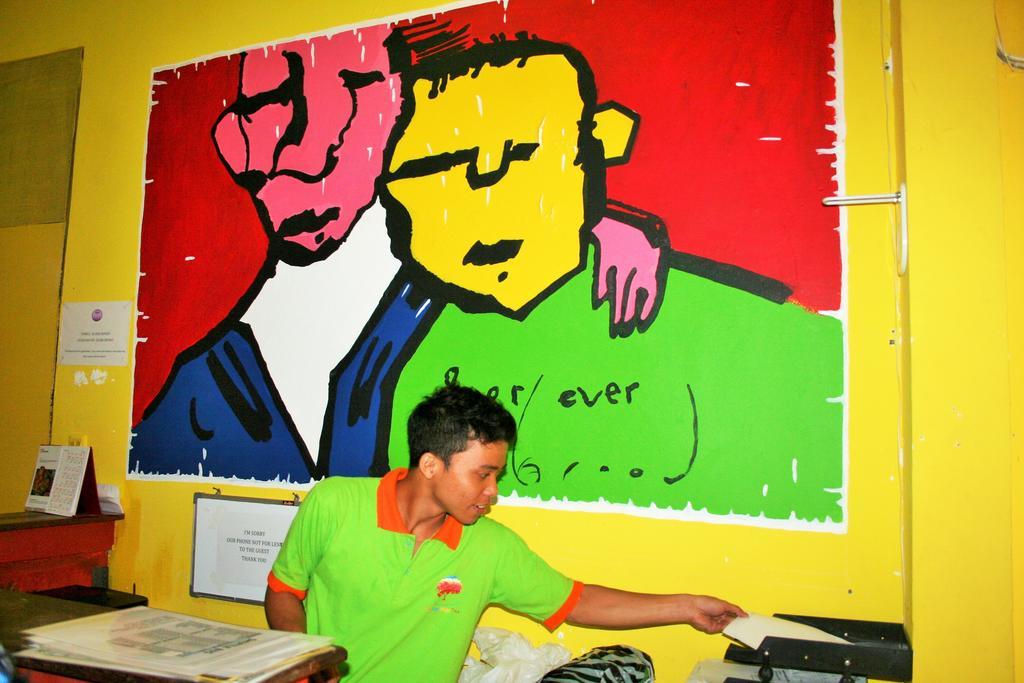 The Happy Mango Tree Hostel *
