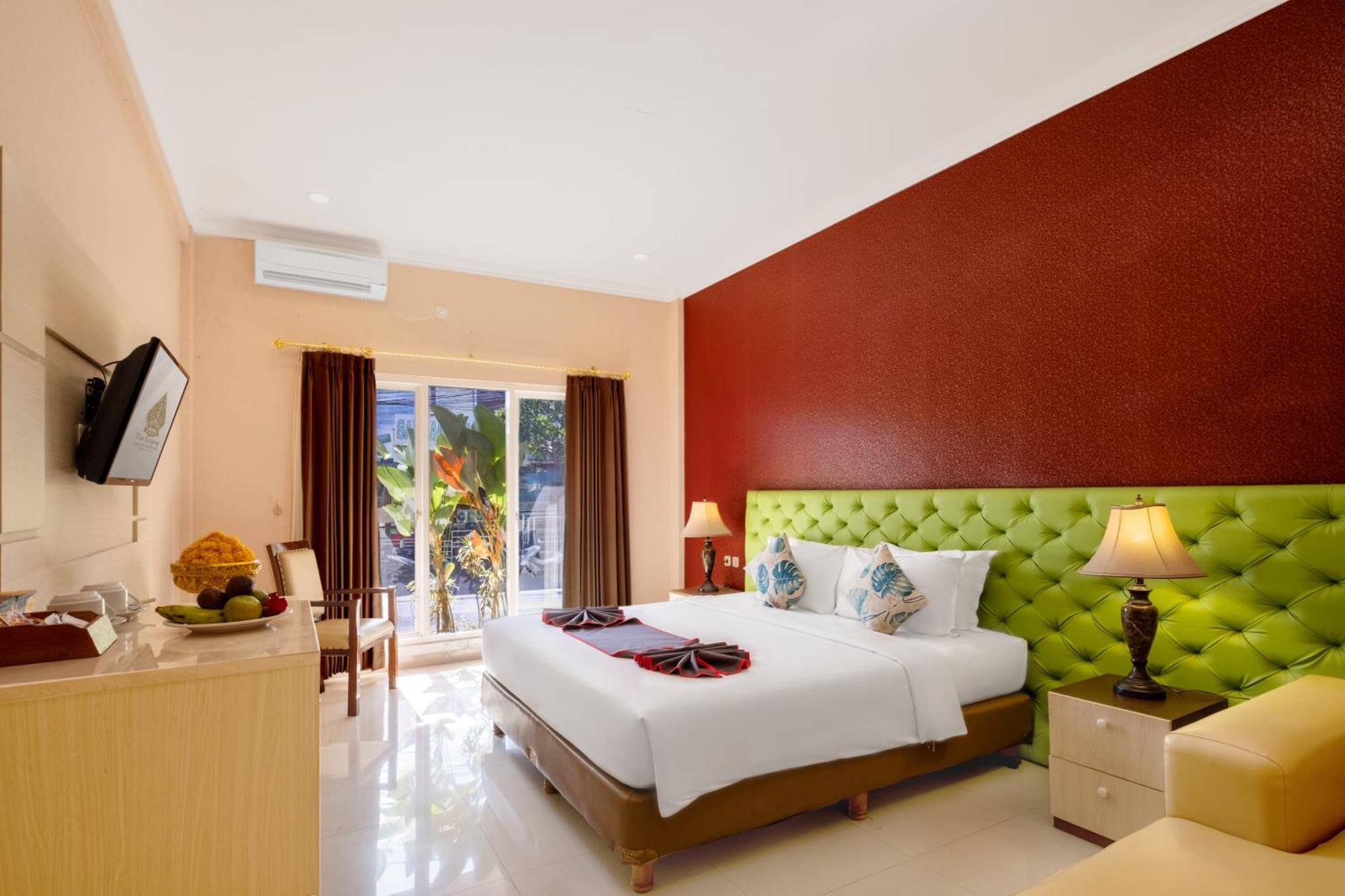 The Kanjeng Hotel 3*