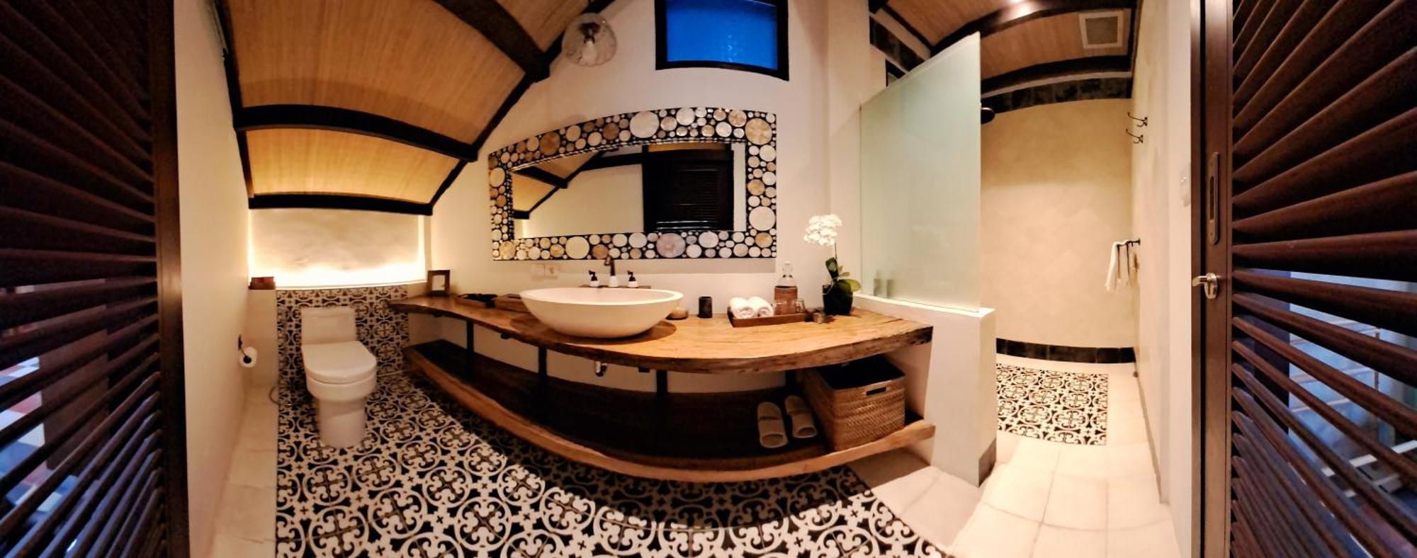 Ayu Dira Heritage House *
