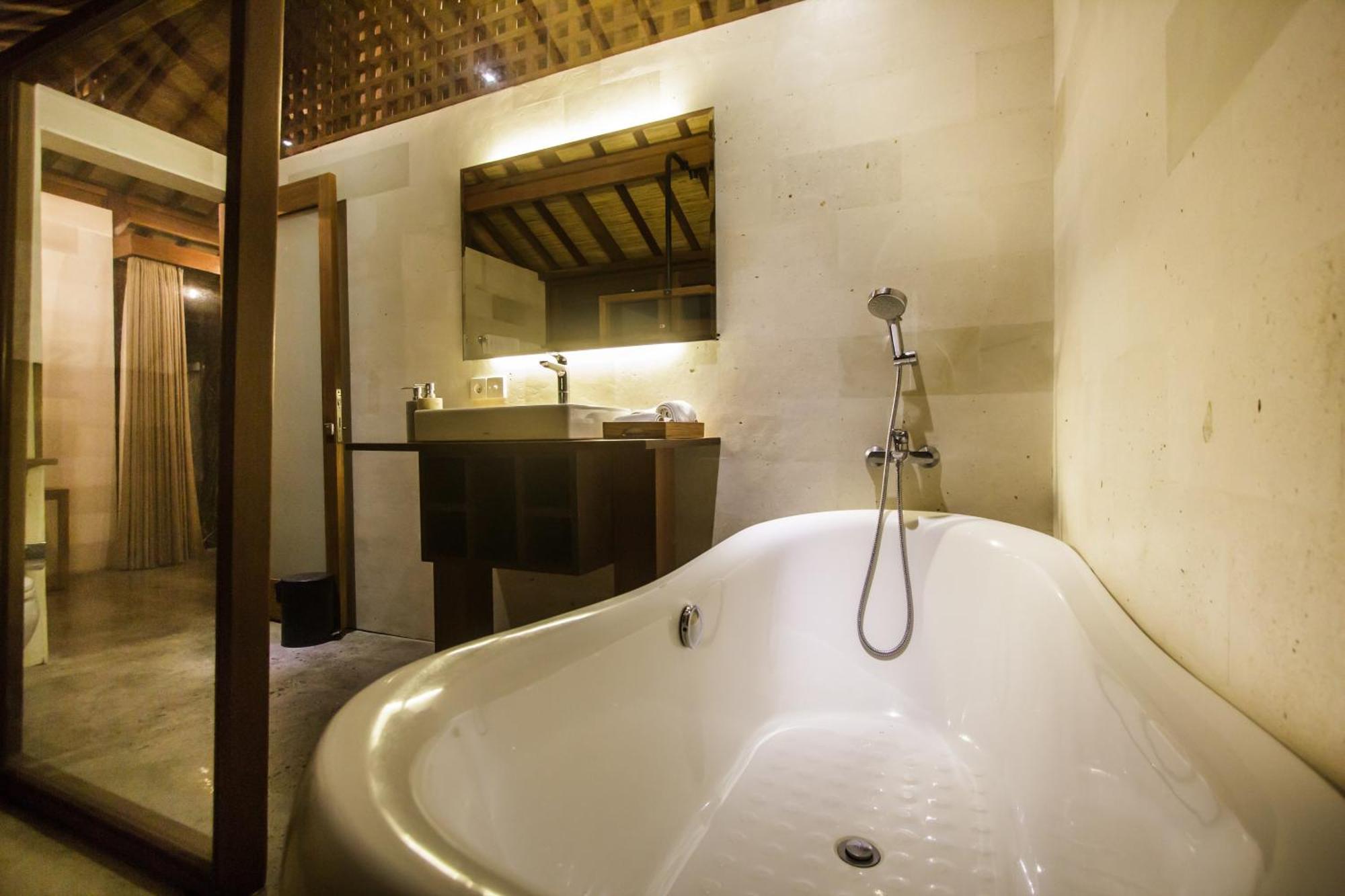 Hotel Griya Kcb 4*