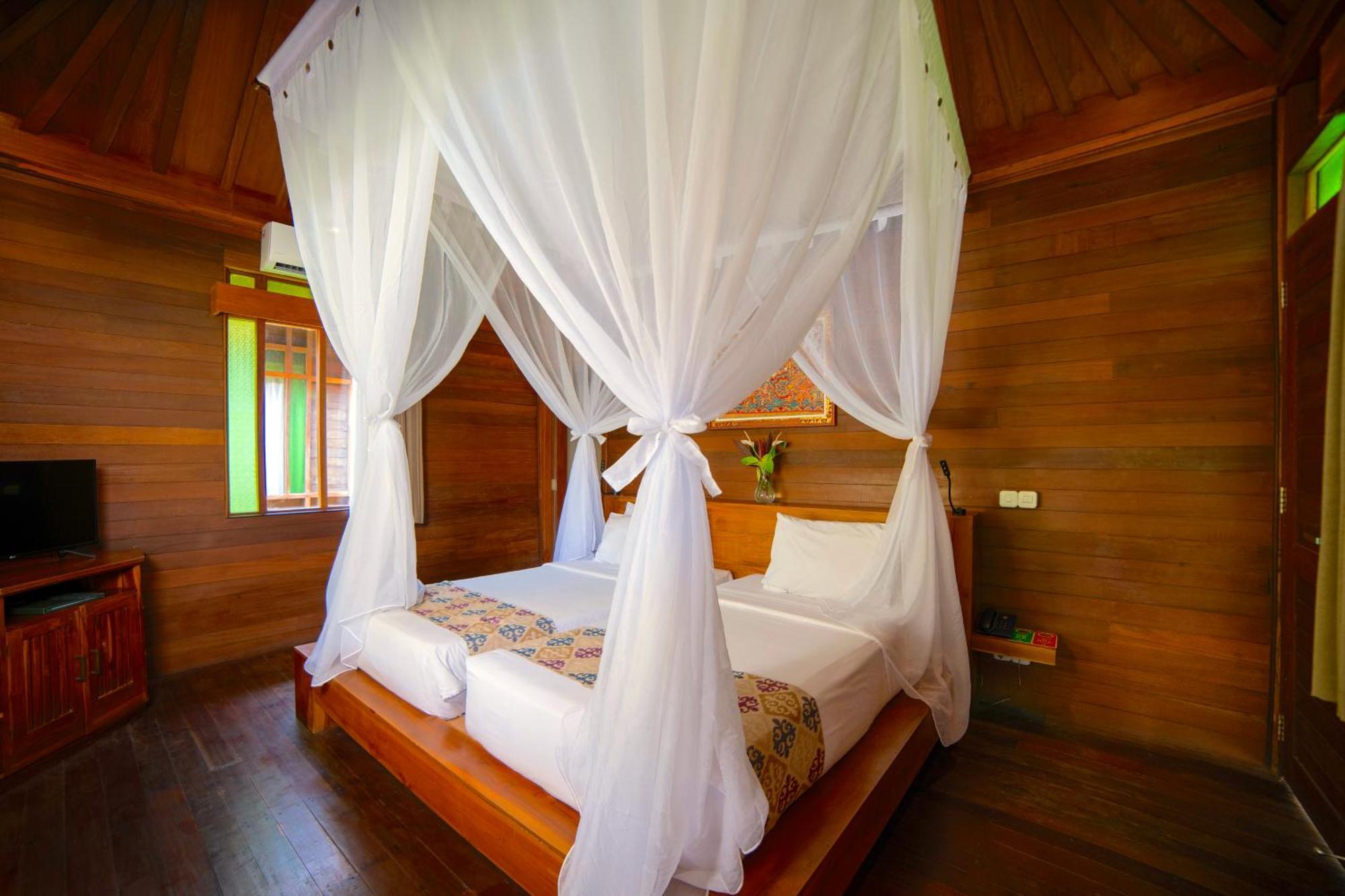 Pertiwi Bisma 3*