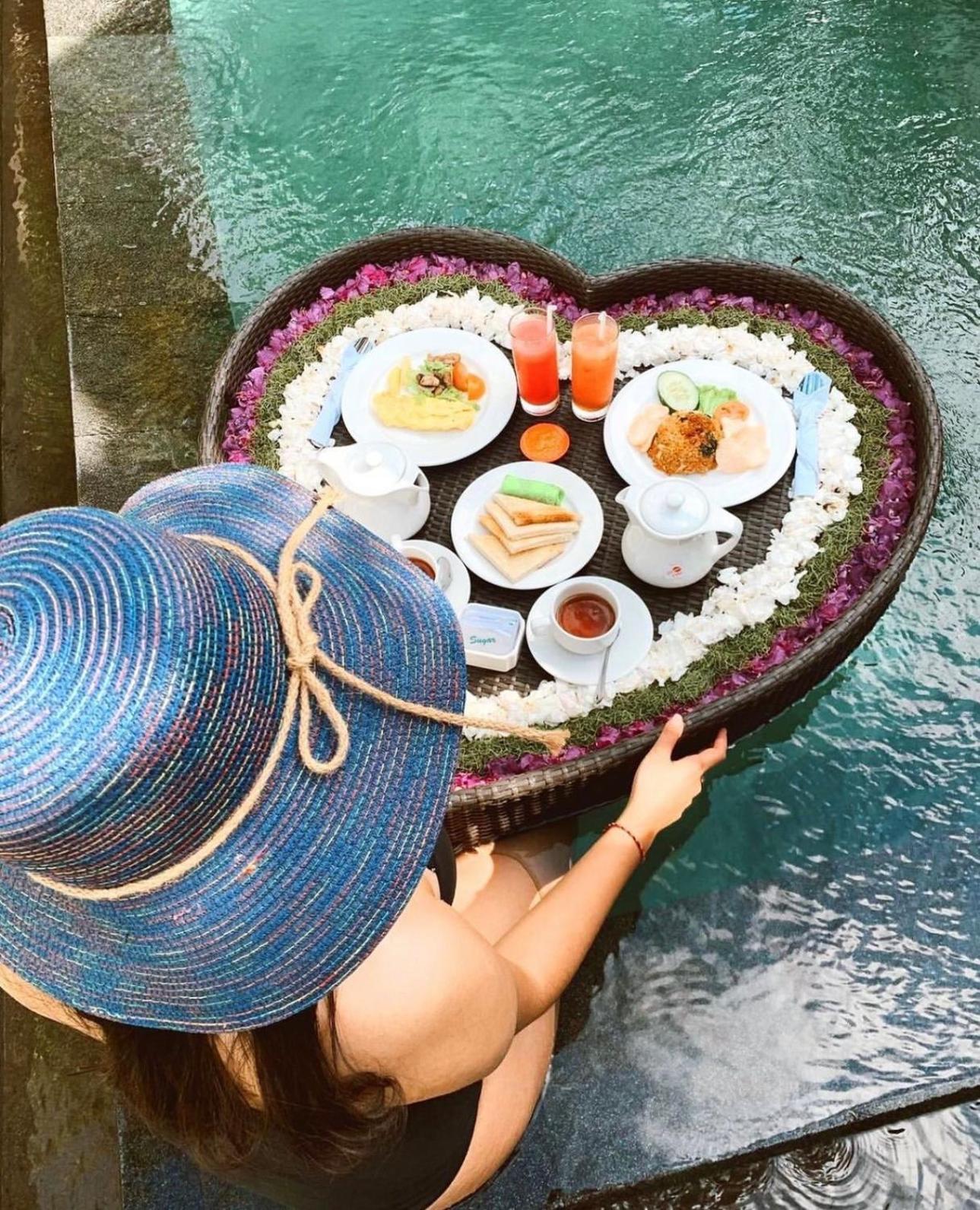 Private With Nature Atmosphere By Dino Villa Ubud