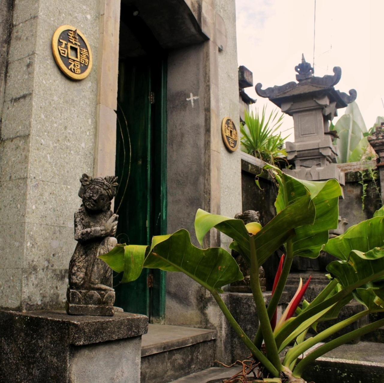 Dharma Sentana Gasthof *