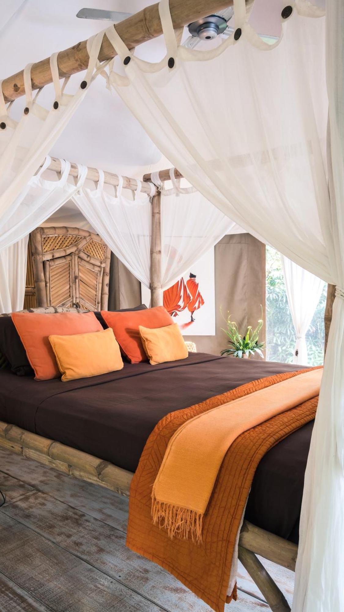 Sandat Glamping Tents Marangyang tolda 4*