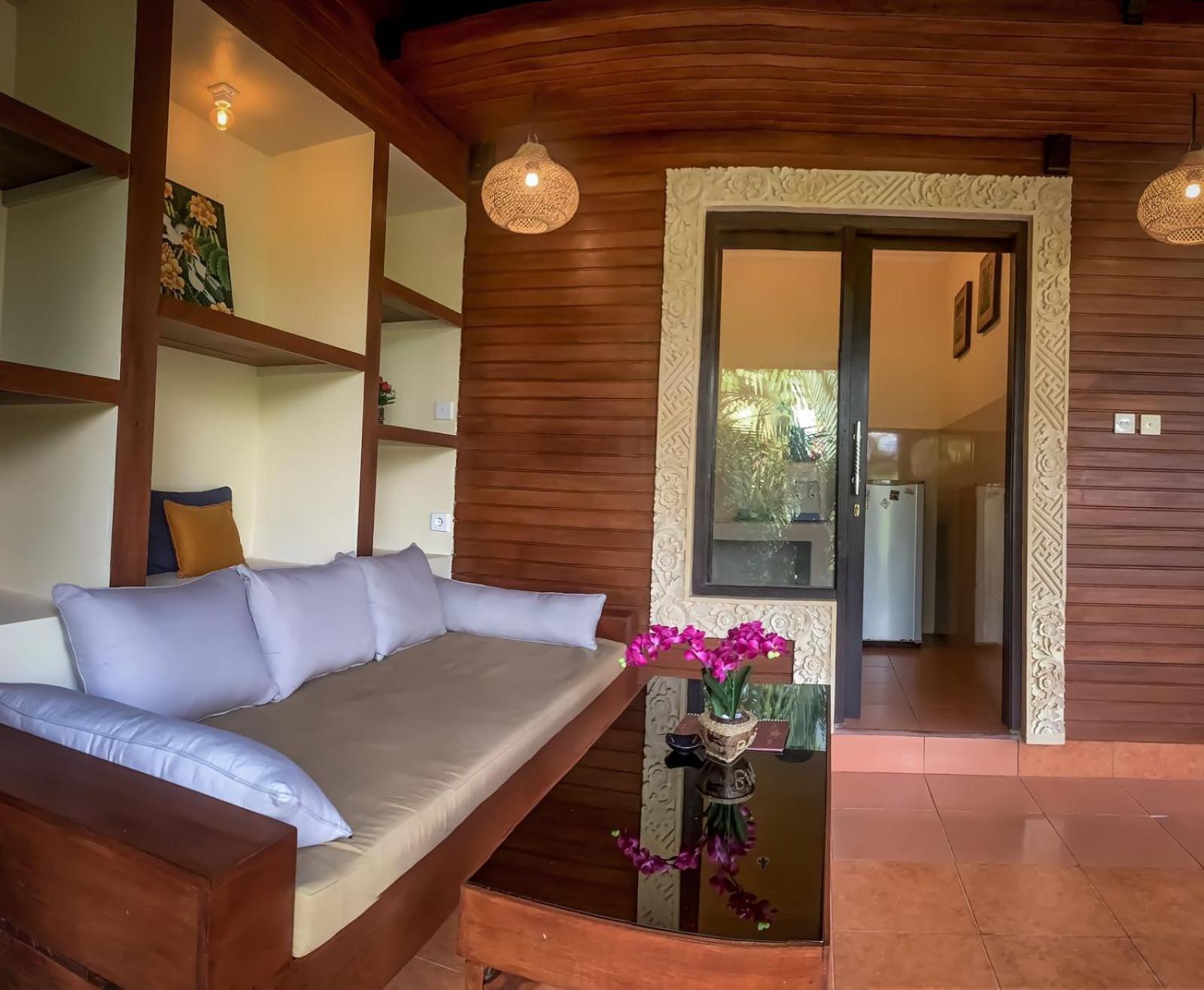 Kukuh House 3*