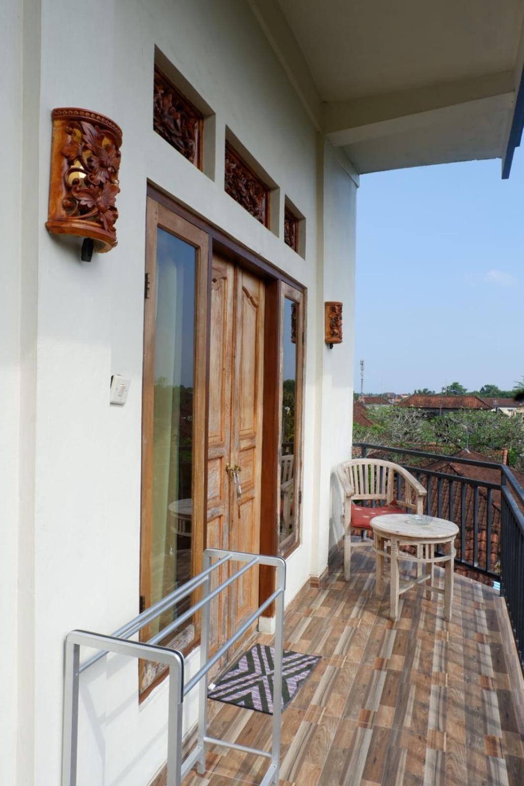 Kenari Diwang Ubud (Bali)