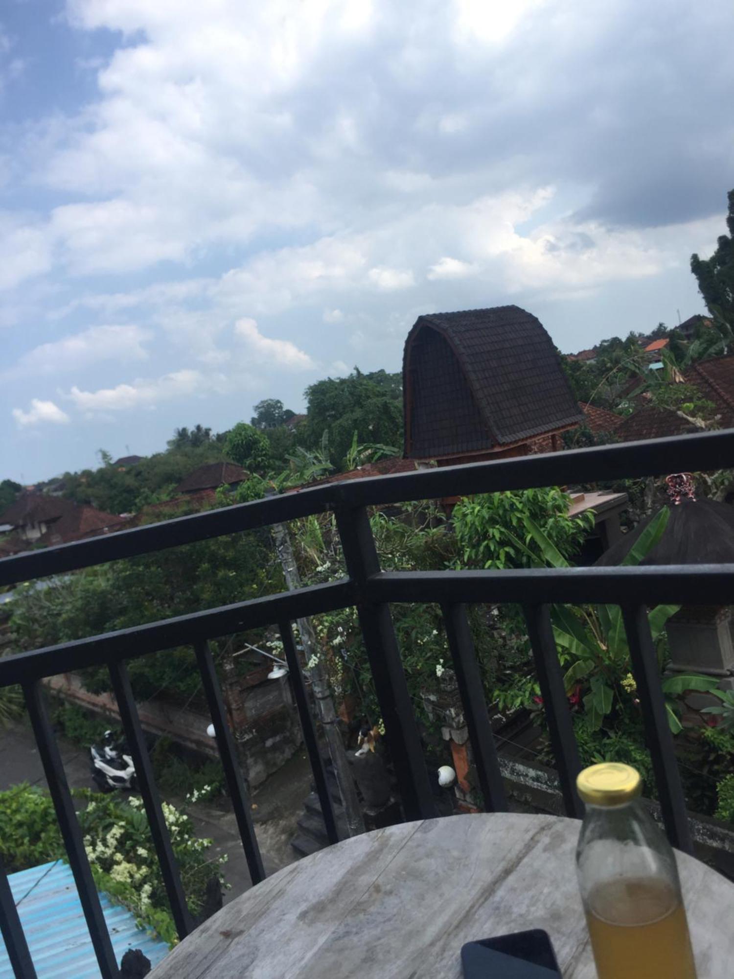 Kenari Diwang * Ubud (Bali)