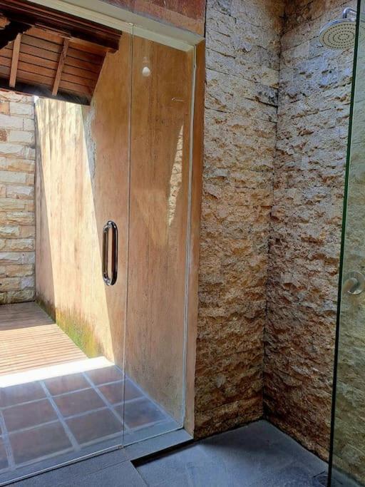 Apartment Cheerful 1 Bedroom Private House With Pool In