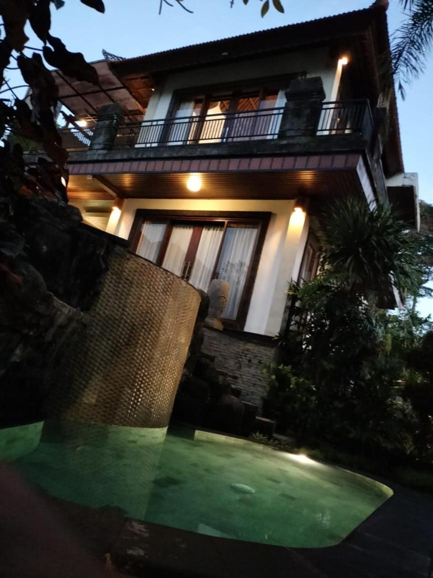 Baruna Sari And Yoga Retreat Ubud (Bali)