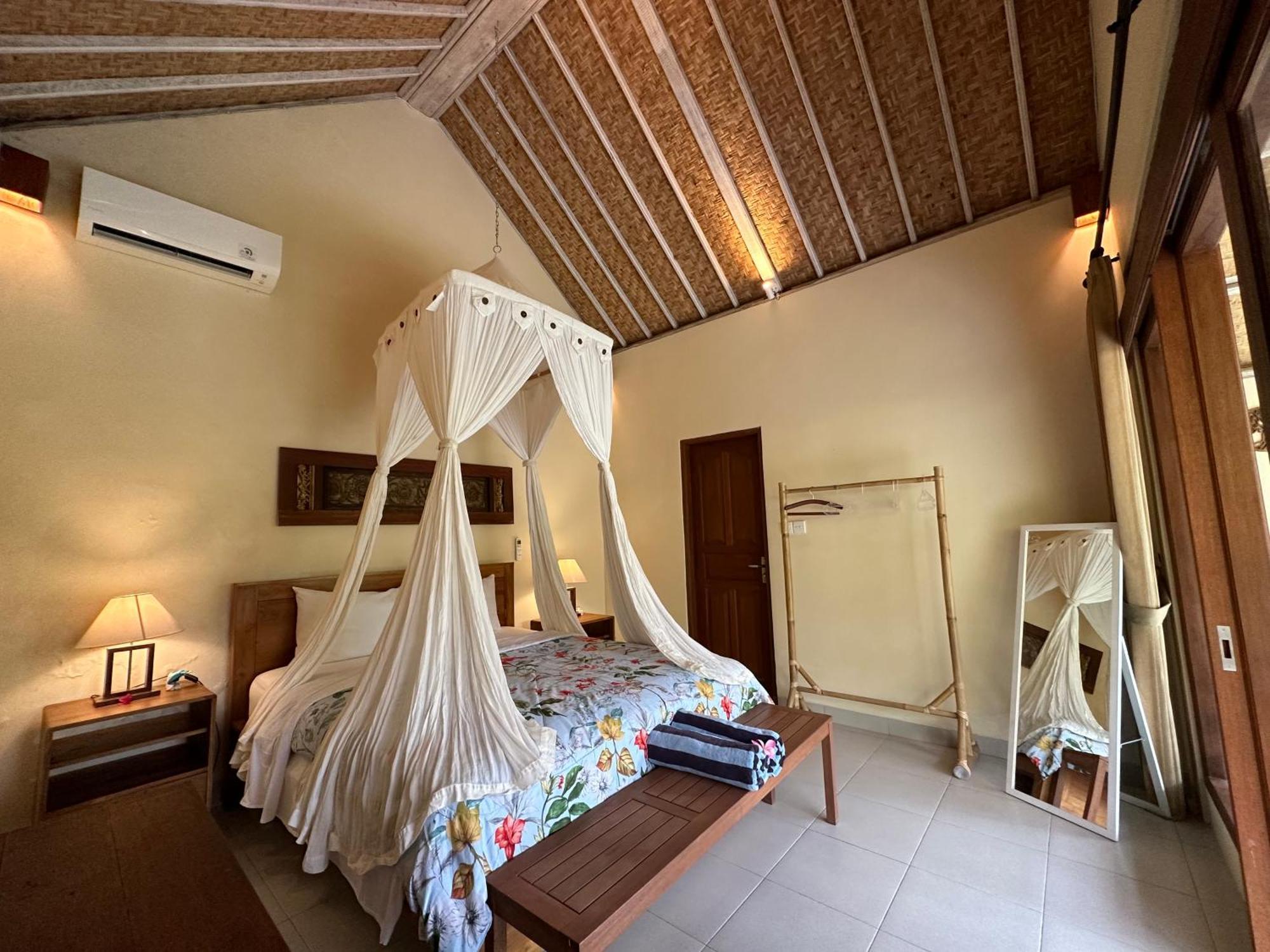 Daksina Ii - 3 Bedrooms Private In Villa Ubud (Bali)