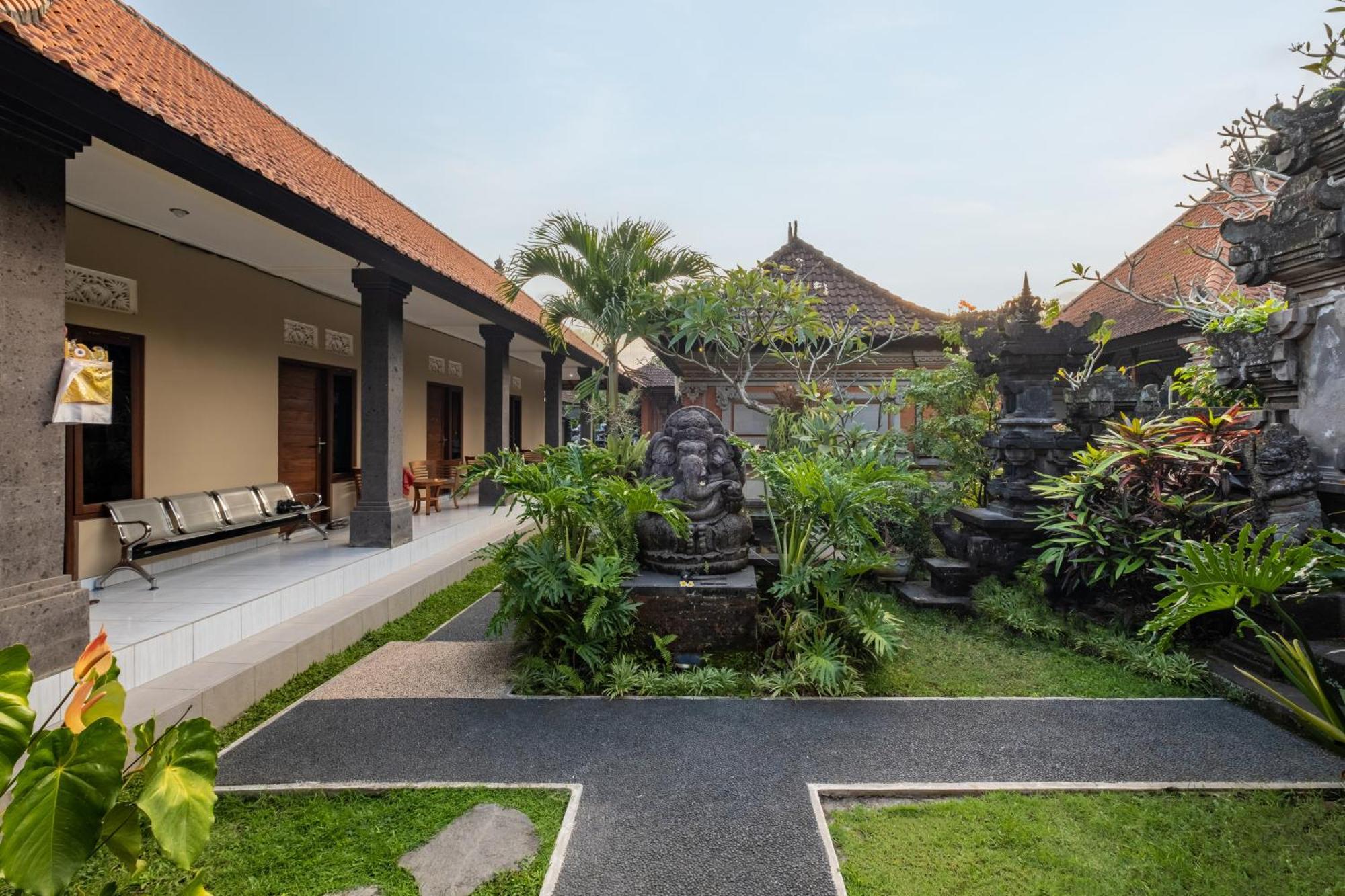 Rahayu Lodge