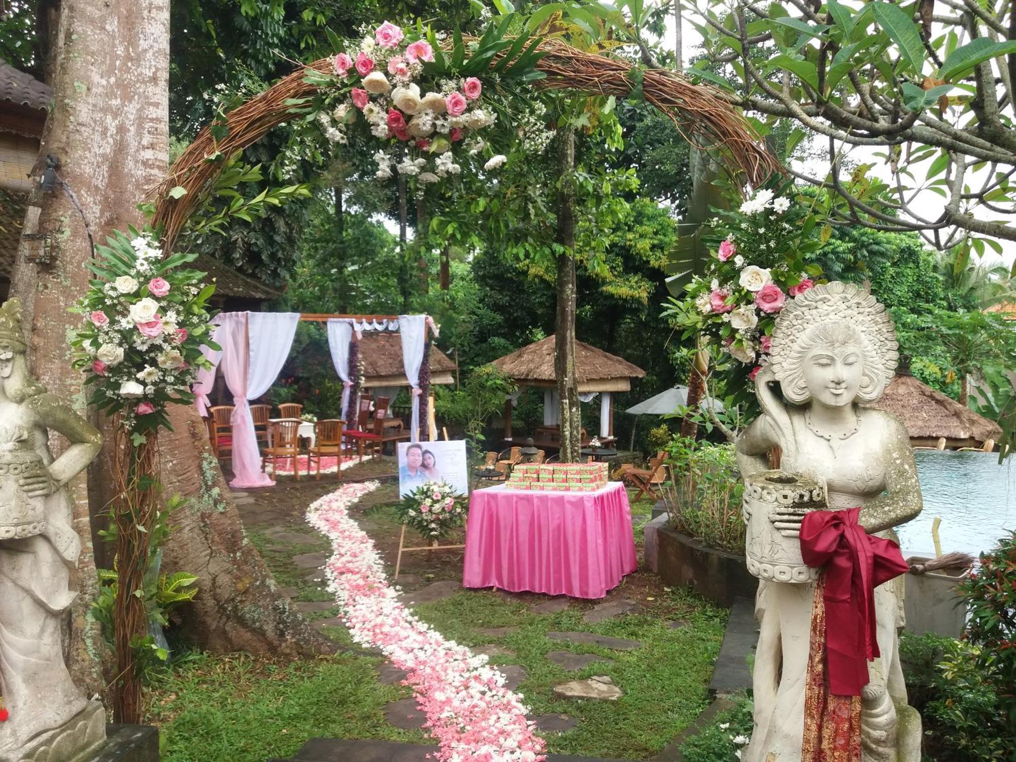 Liyer Spirit House