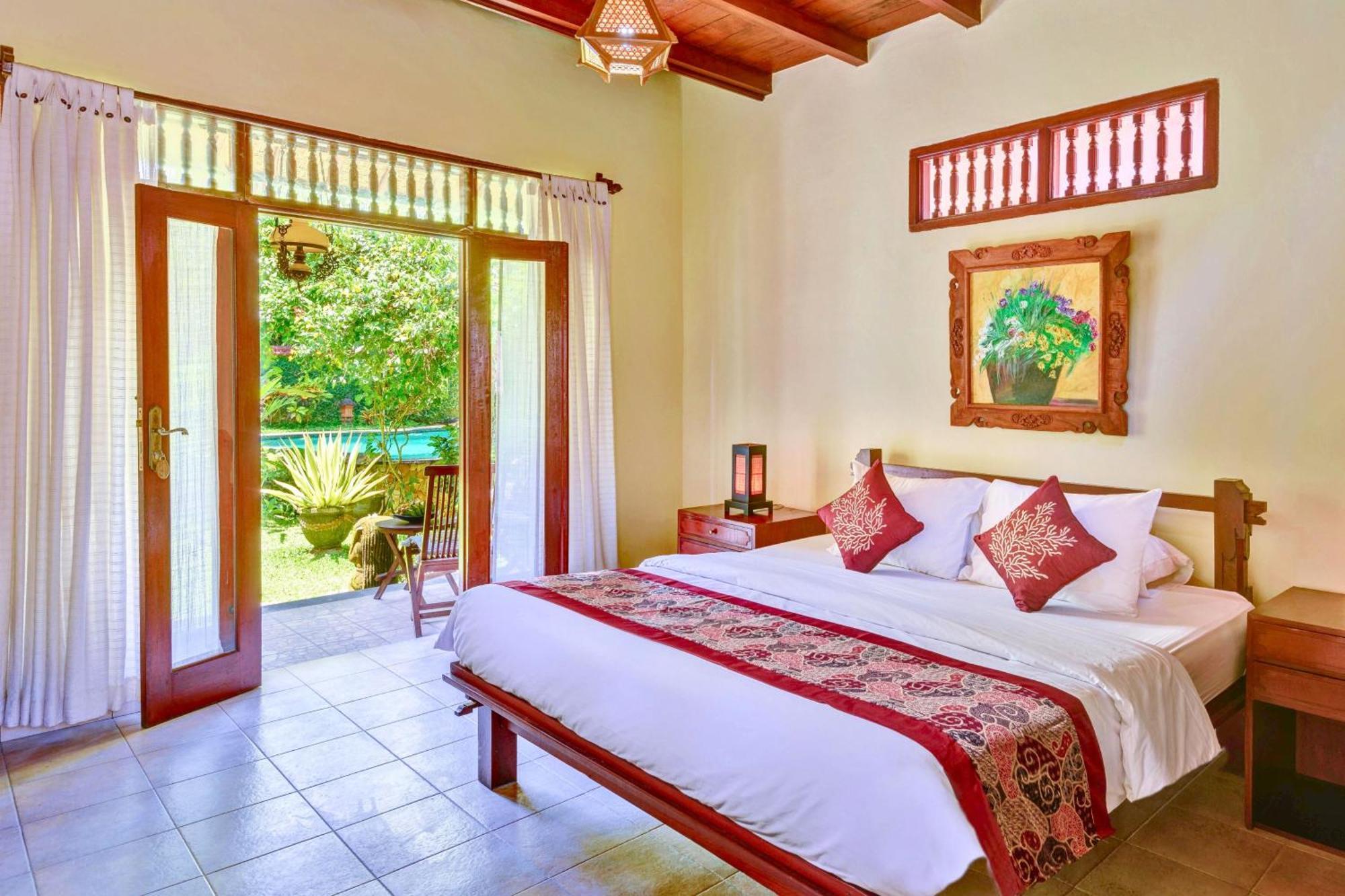 Jineng 5 Bedroom Private Pool W/ Stunning Garden Villa