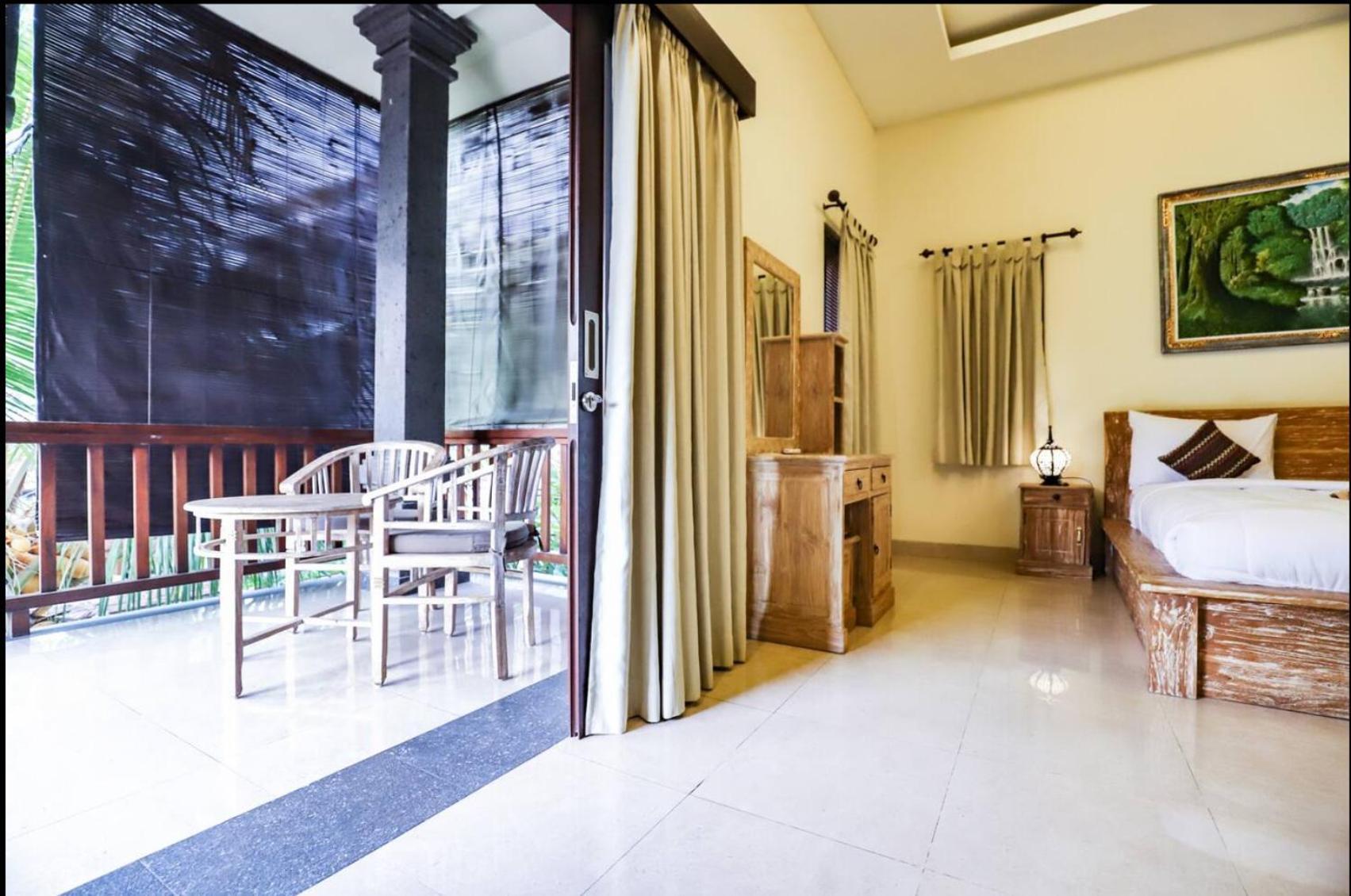 Family Villa: Classic House, Modern Standards Villa