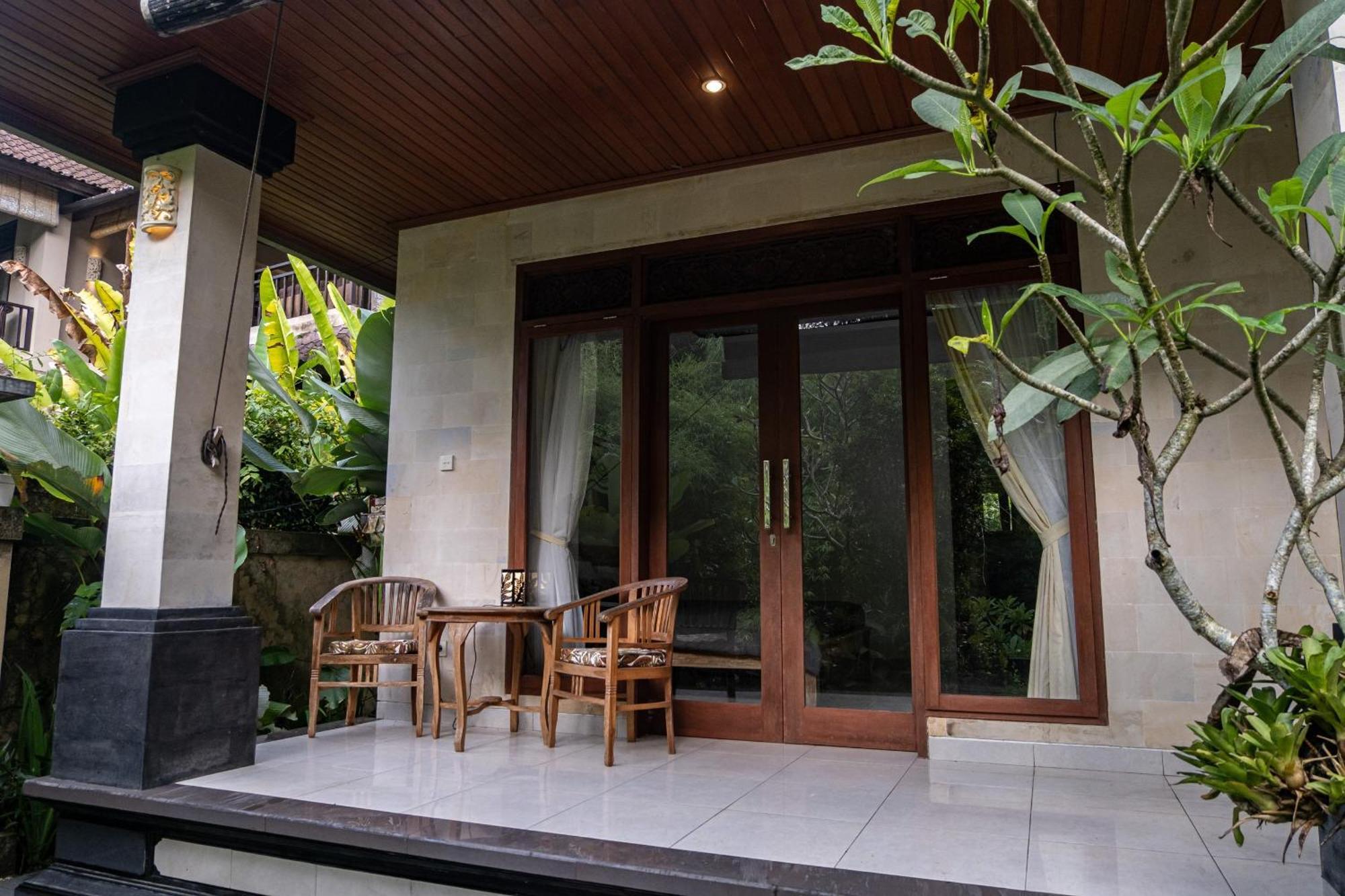 Manas Villa *