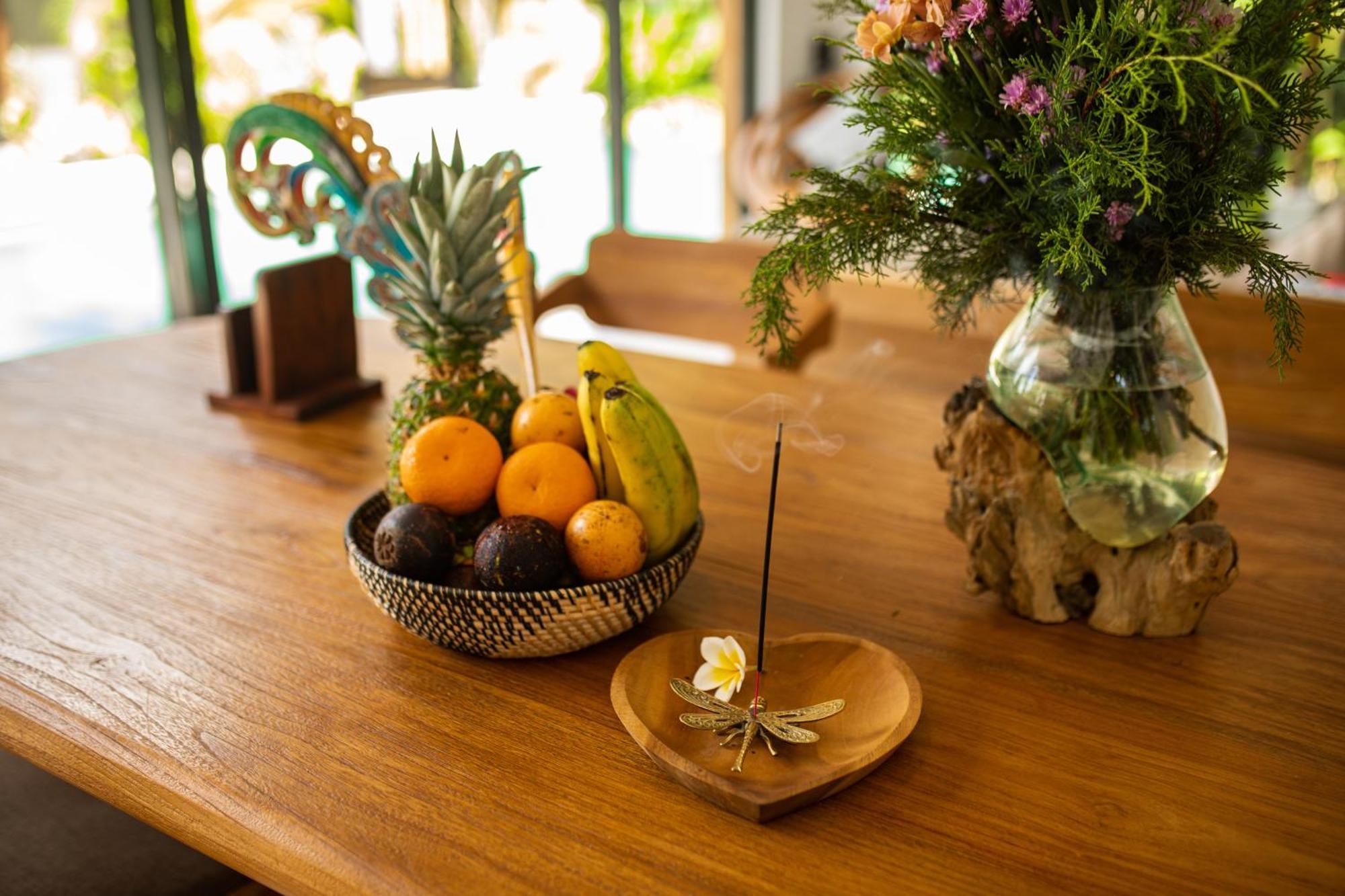 Sunny Side Private Pool And Free Xmax Bike Villa Ubud