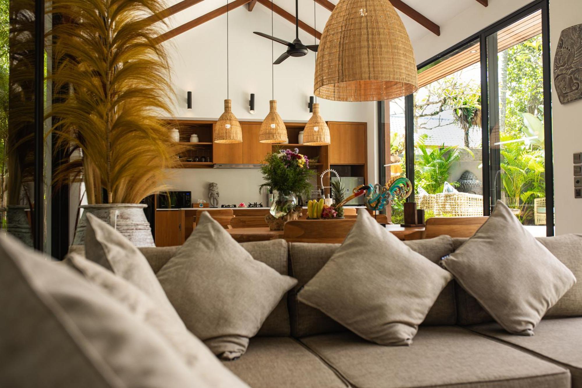 Sunny Side Private Pool And Free Xmax Bike Villa Ubud