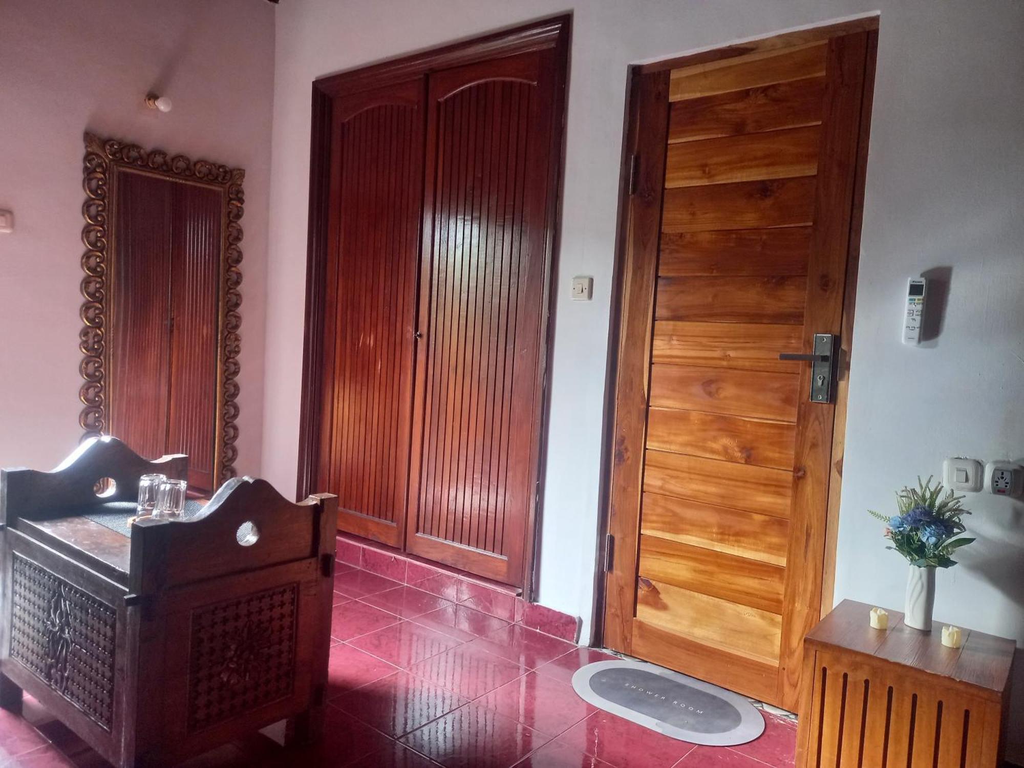Darta Homestay *