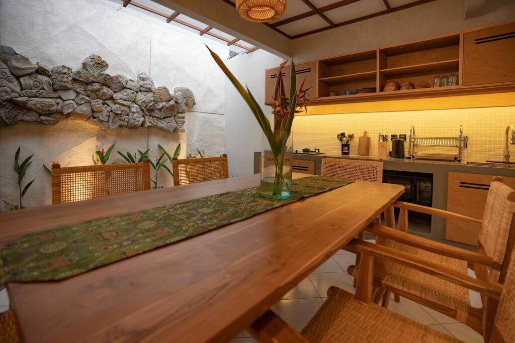 Harapura Villa, Nyuh Kuning, * Ubud (Bali)