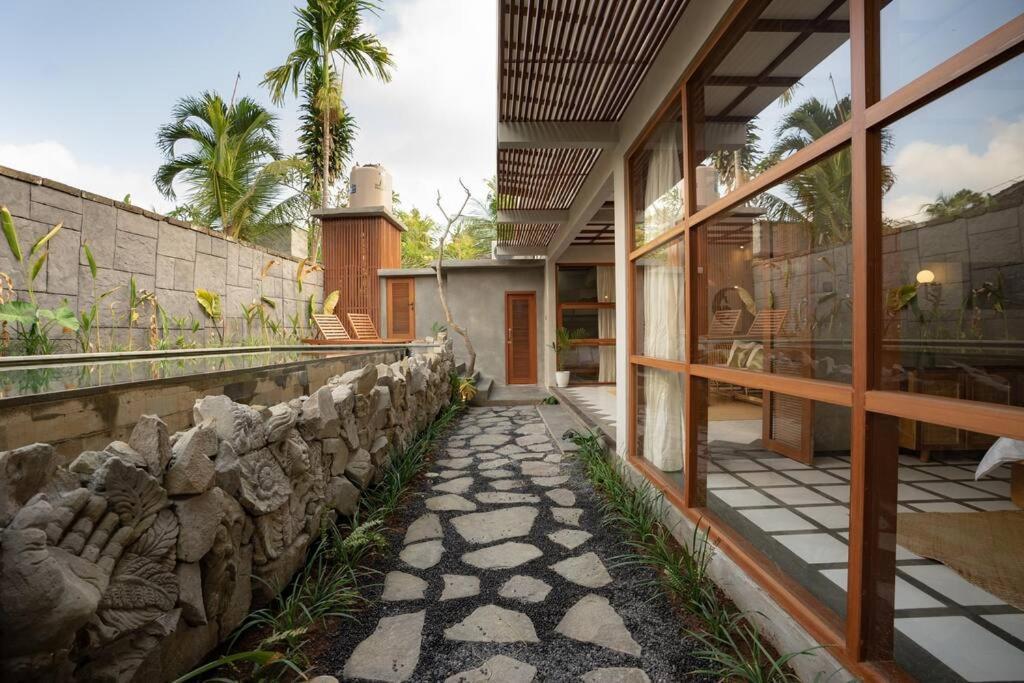 Harapura Villa, Nyuh Kuning, * Ubud (Bali)