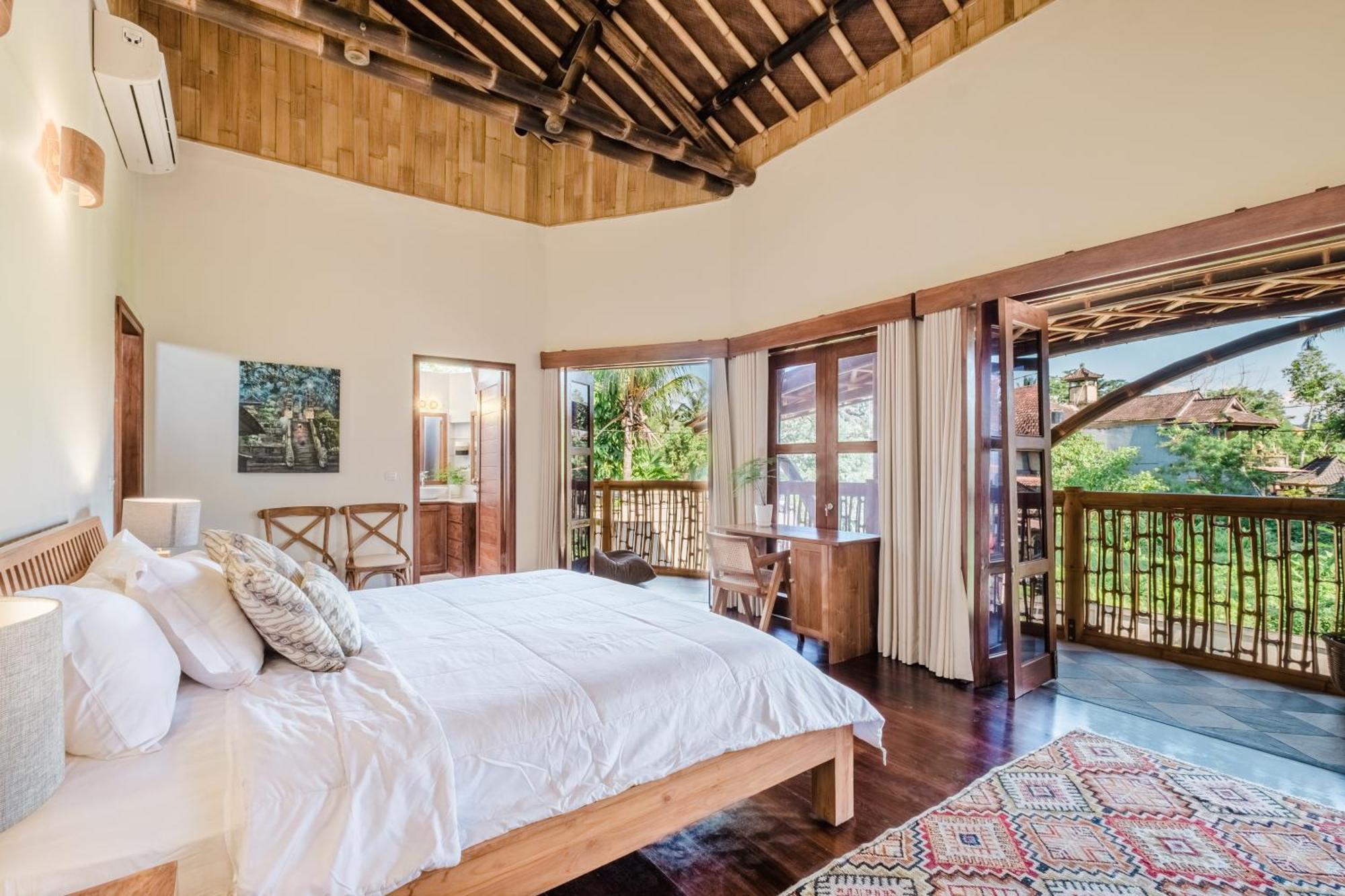 Villa Bambooz Sari *