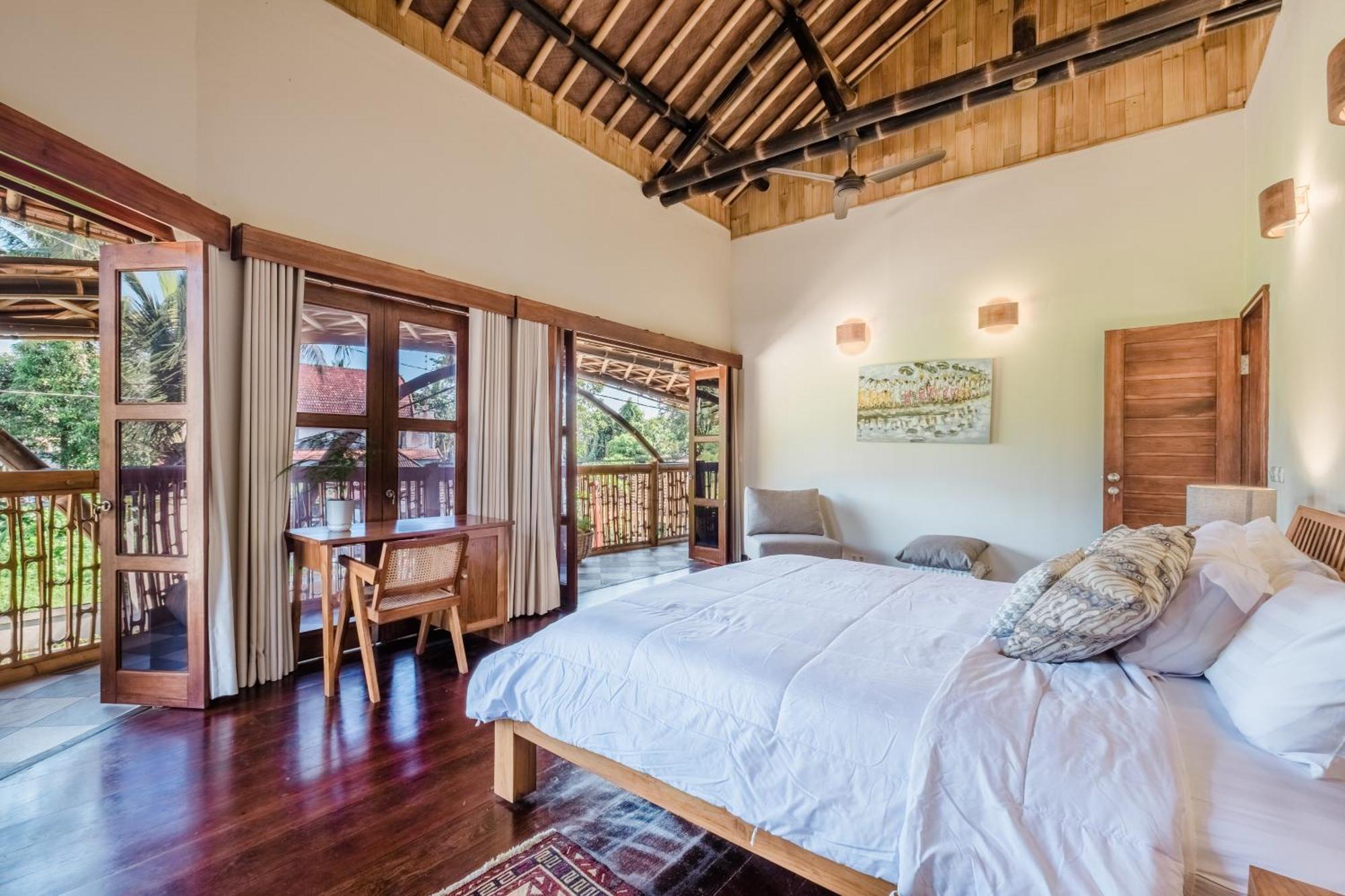 Villa Bambooz Sari