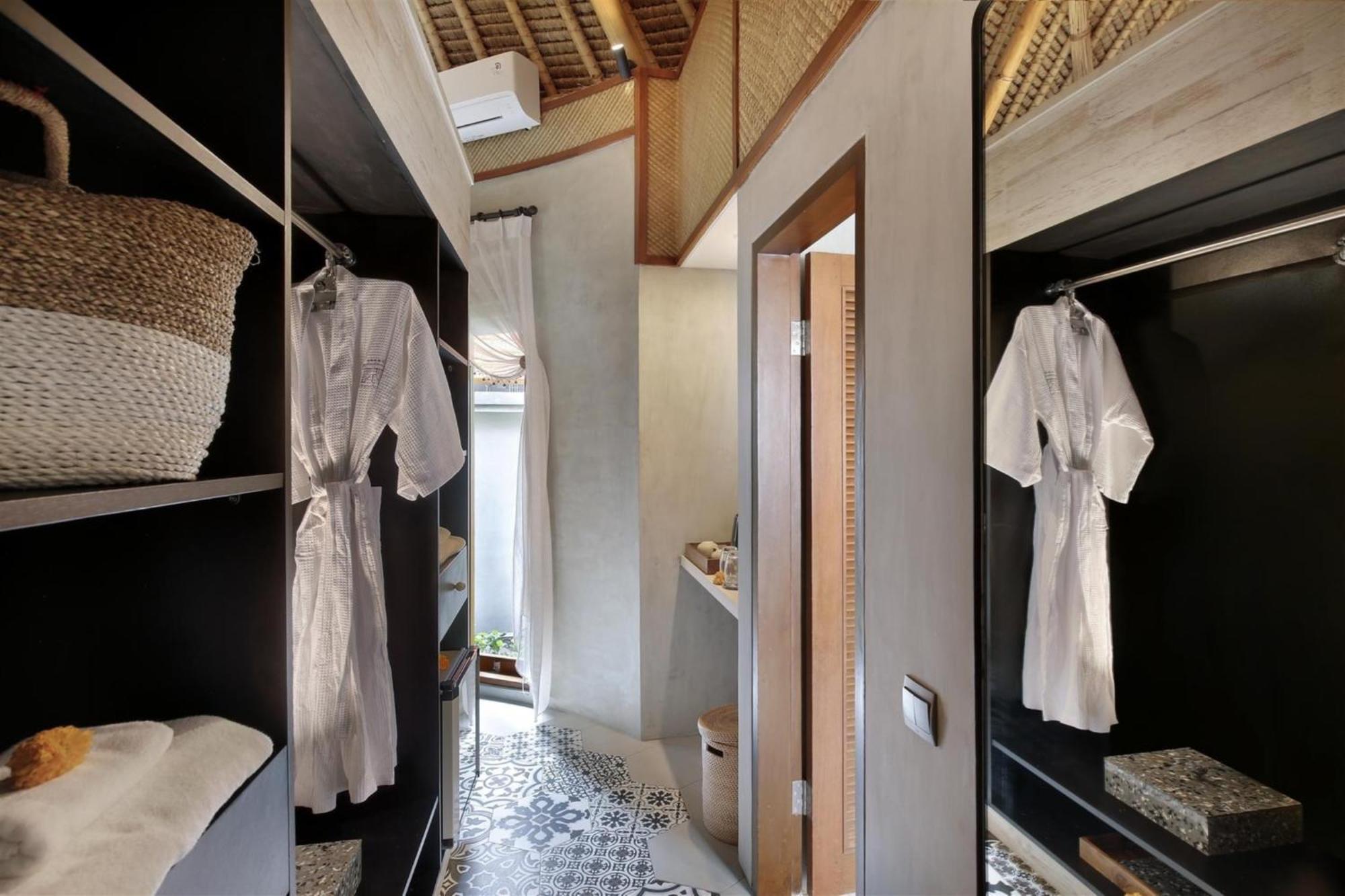 Amarea & By Ini Vie Hospitality