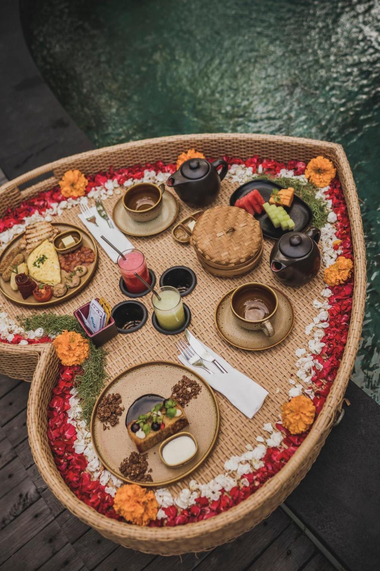 Amarea & By Ini Vie Hospitality 5*
