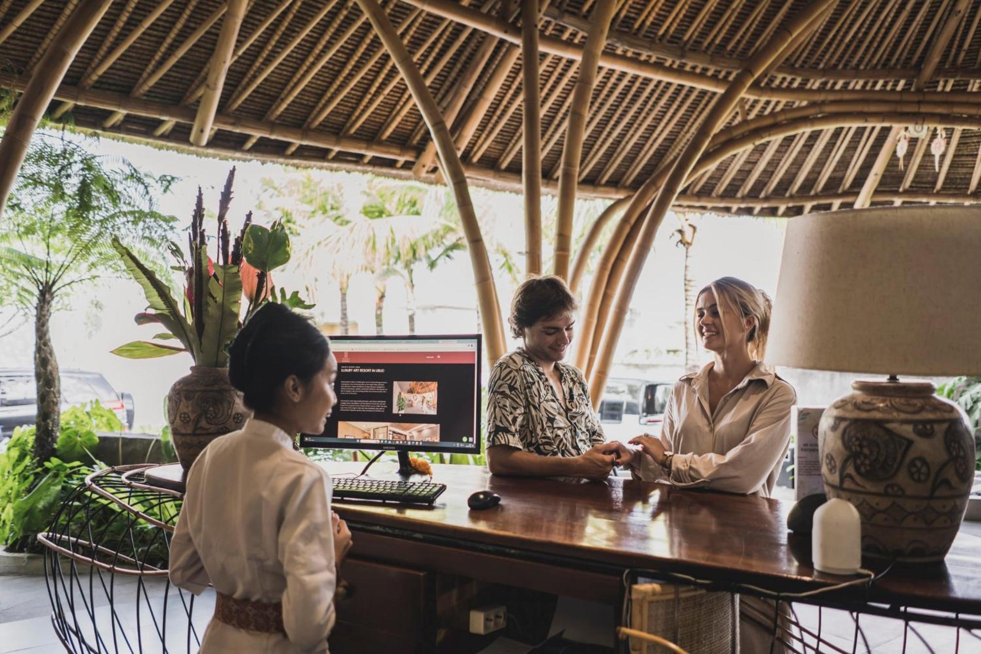 Amarea & By Ini Vie Hospitality 5*