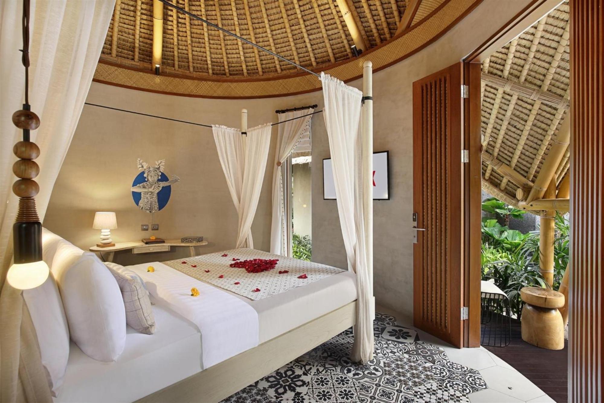 Amarea & By Ini Vie Hospitality