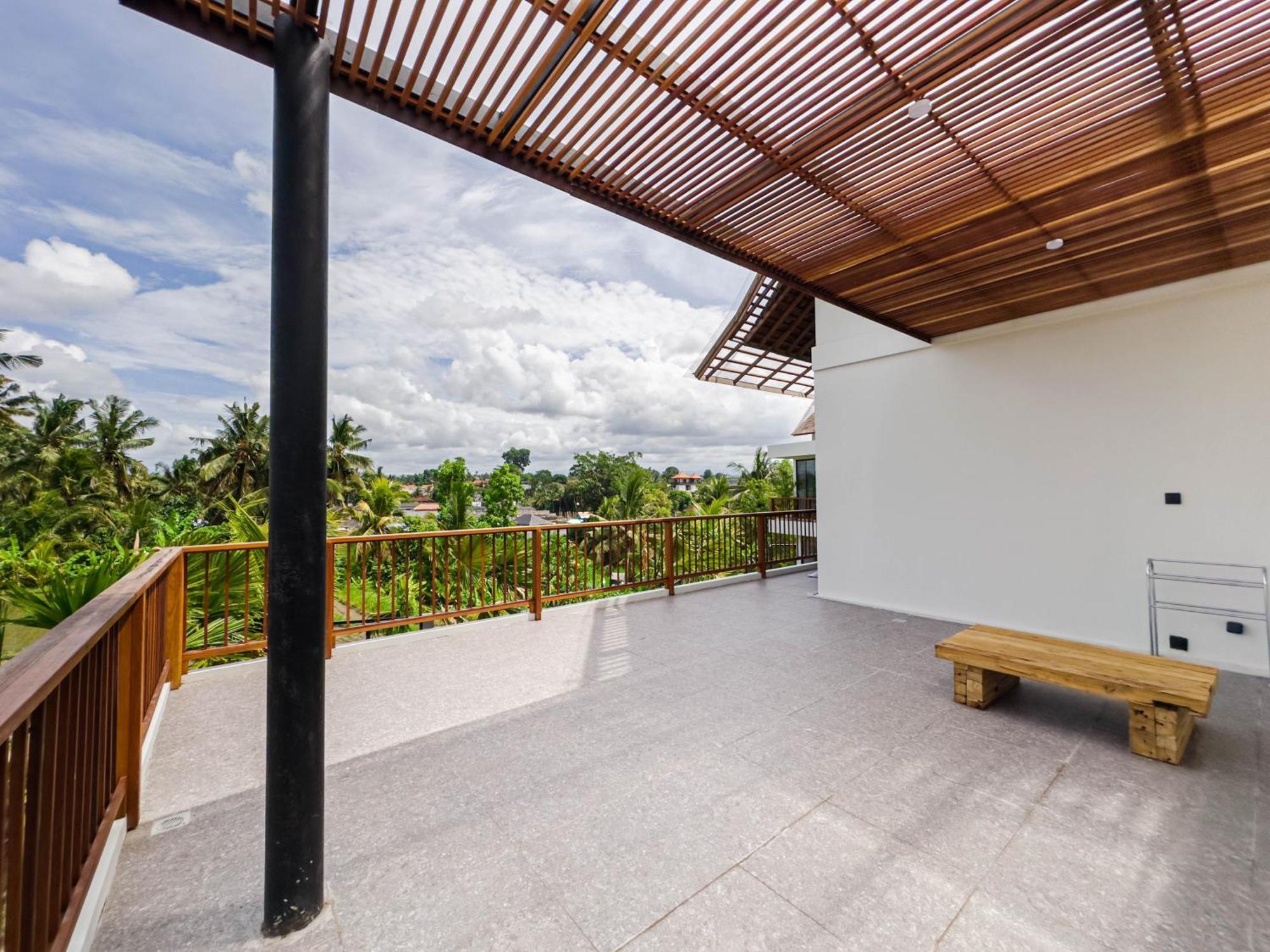 Emma Ubud