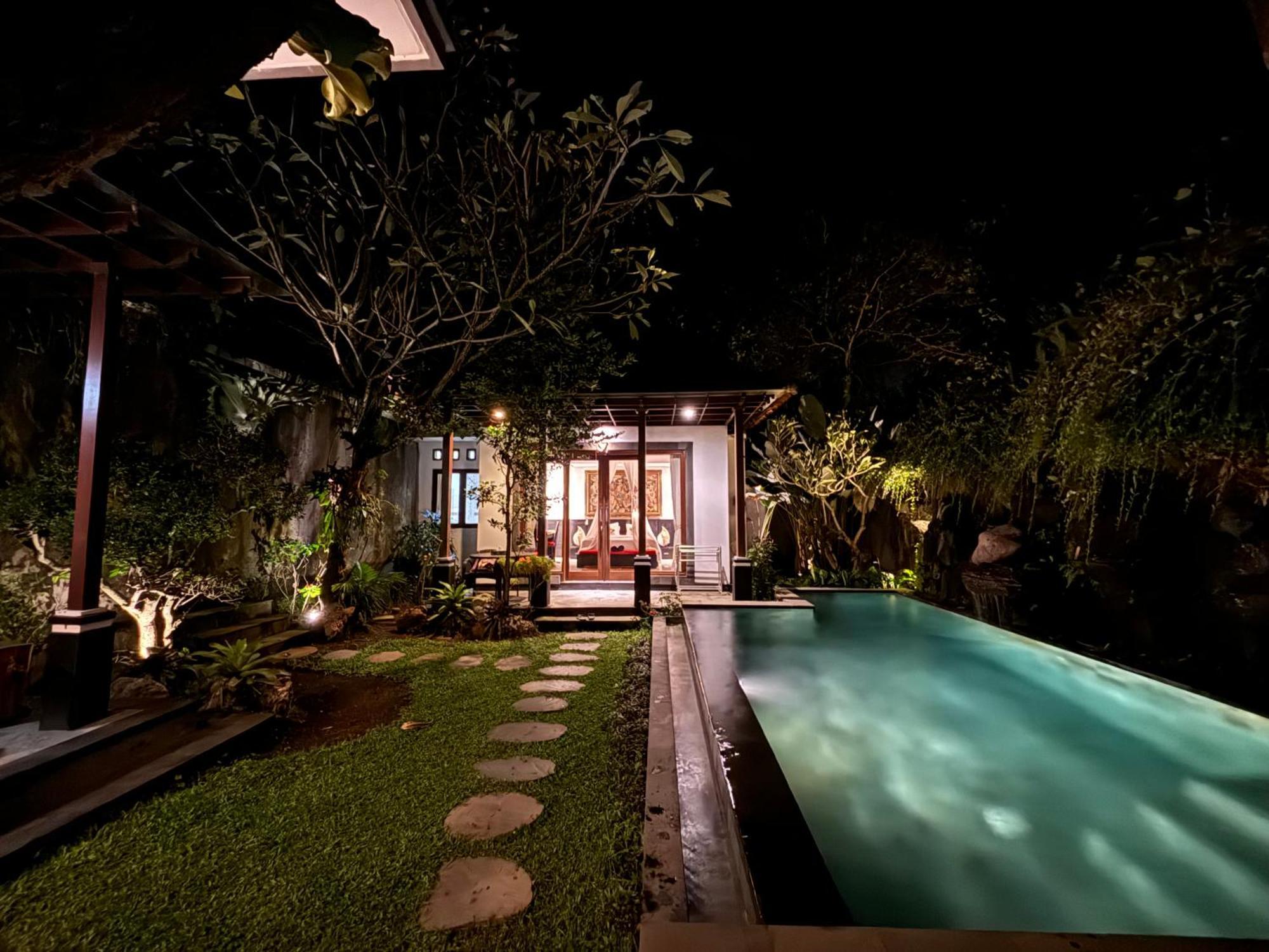 Bumbung Sari * Ubud