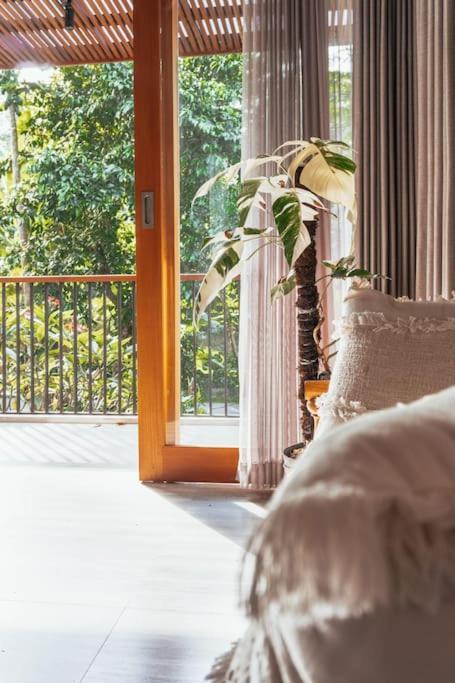 The Entire Modern In - Outerphi Suweta Ubud (Bali)
