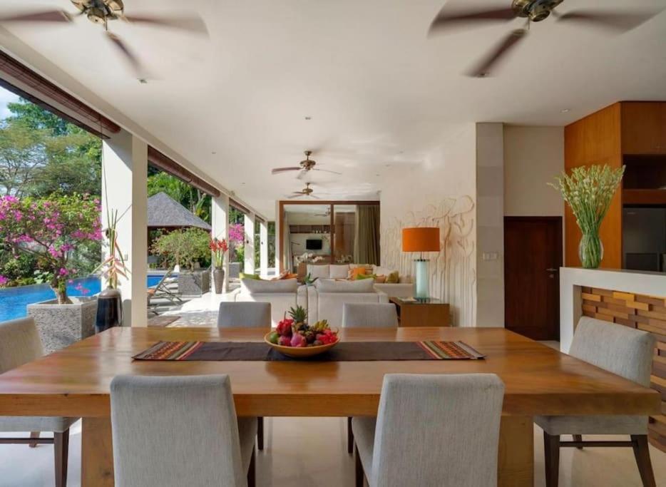 Villa Baratayuda 3br Pool Cyn Ubud (Bali)