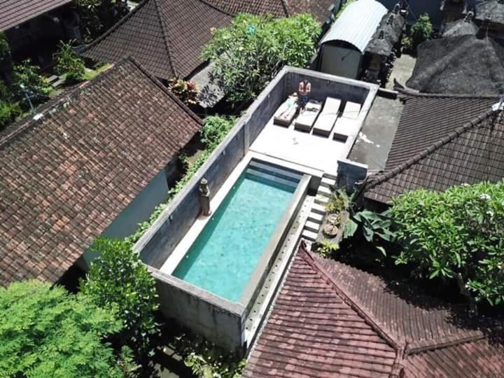 Dewi Antara