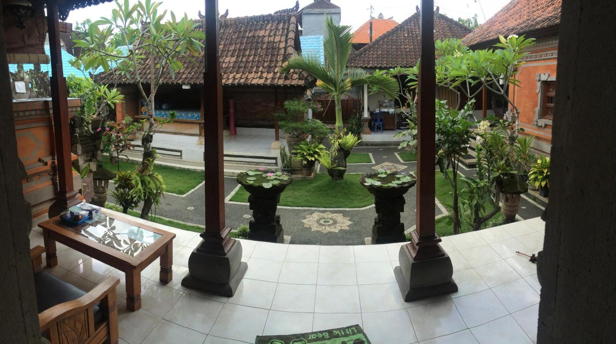 Homestay Arsa & *