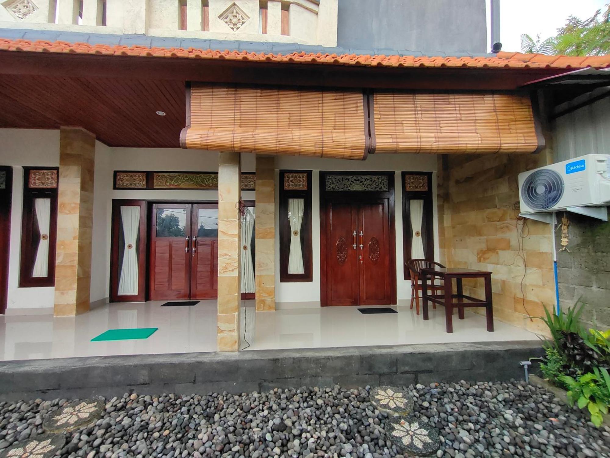 Molog Ubud (Bali)