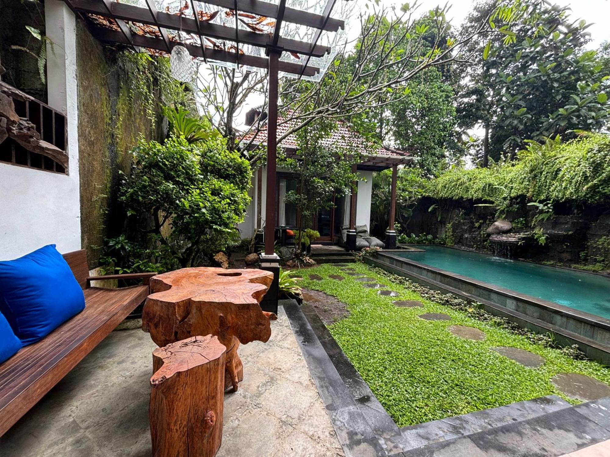 Villa Bumbung Sari