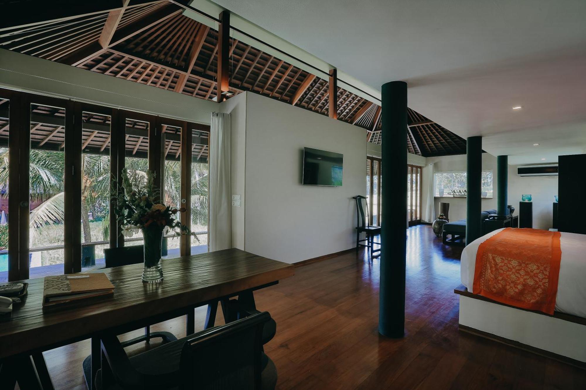 Uma Giri By Pramana *