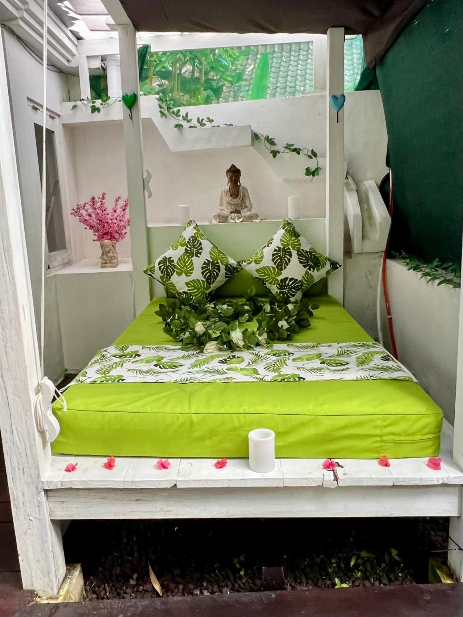 Flower Moon Lovely Hideaway In Heart Of Villa Ubud (Bali)