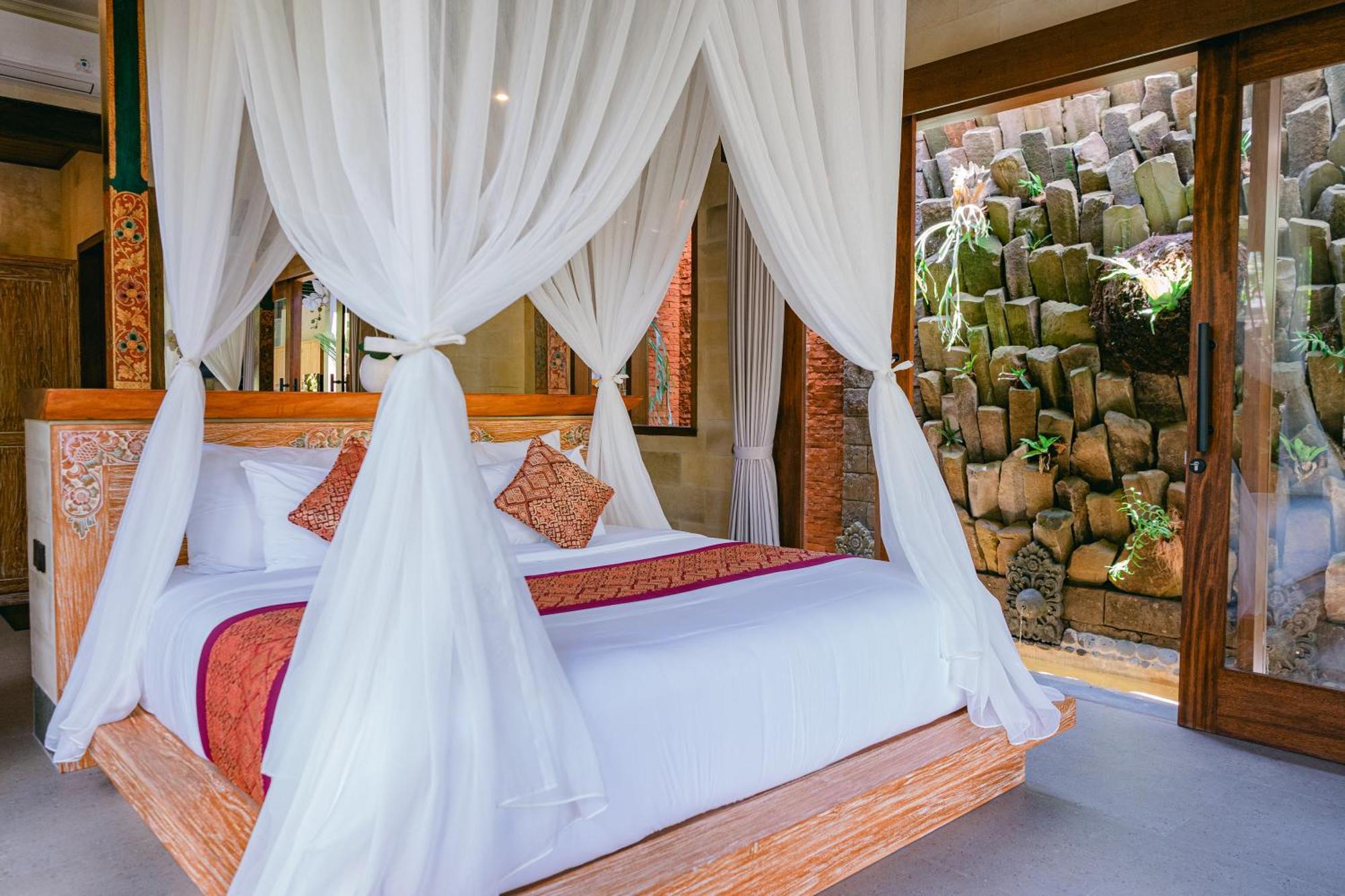 Villa 2 Seasons : Star - Luxury With Private Pool Ubud (Bali)