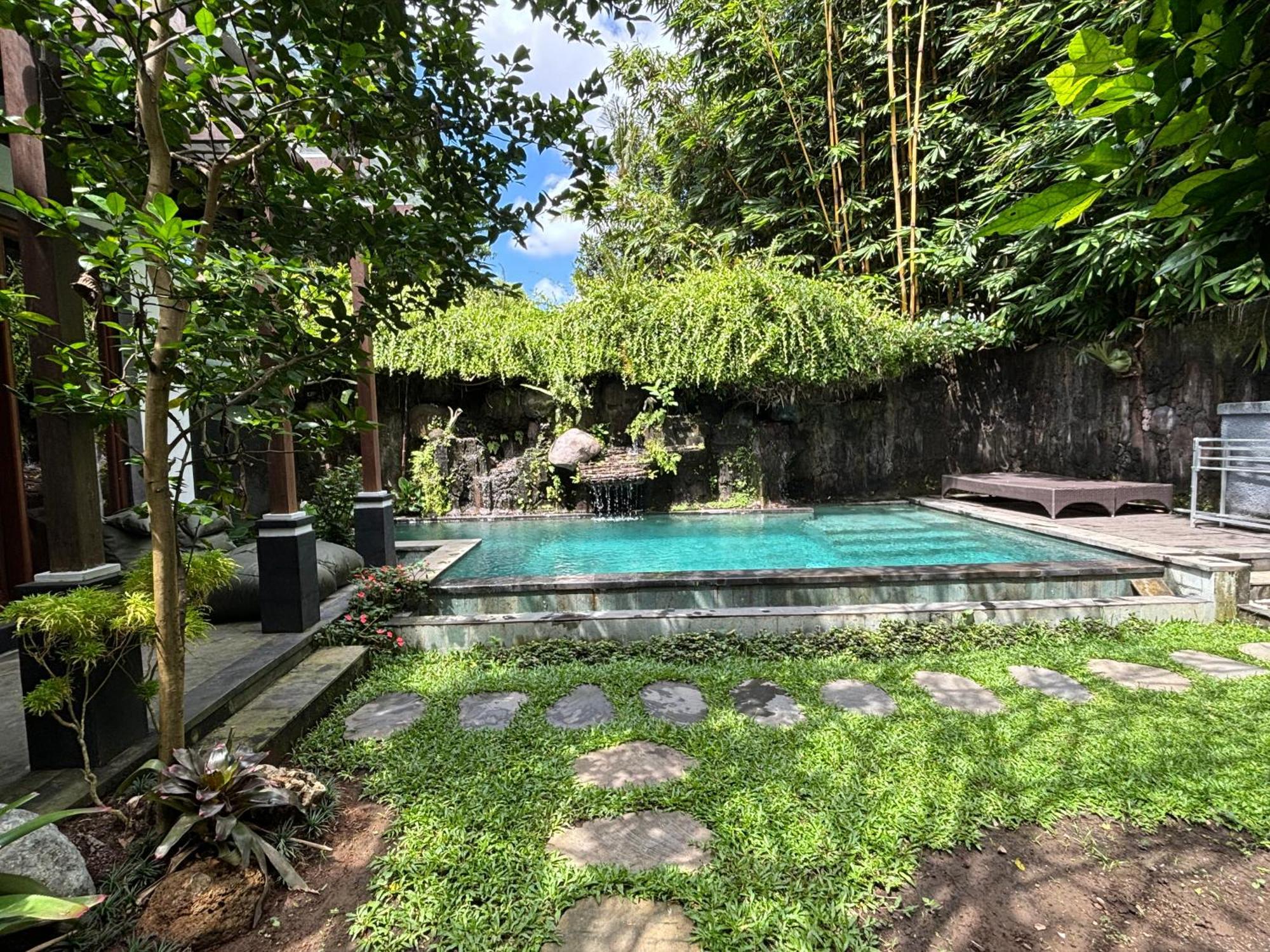 Bumbung Sari Villa