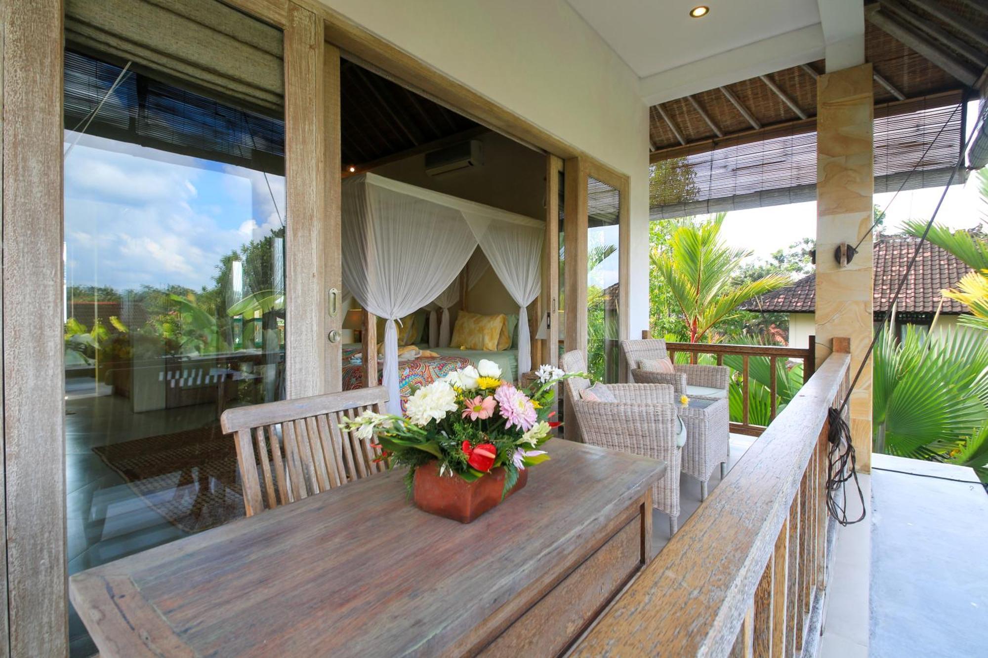 Villa Semua Suka X 3 *