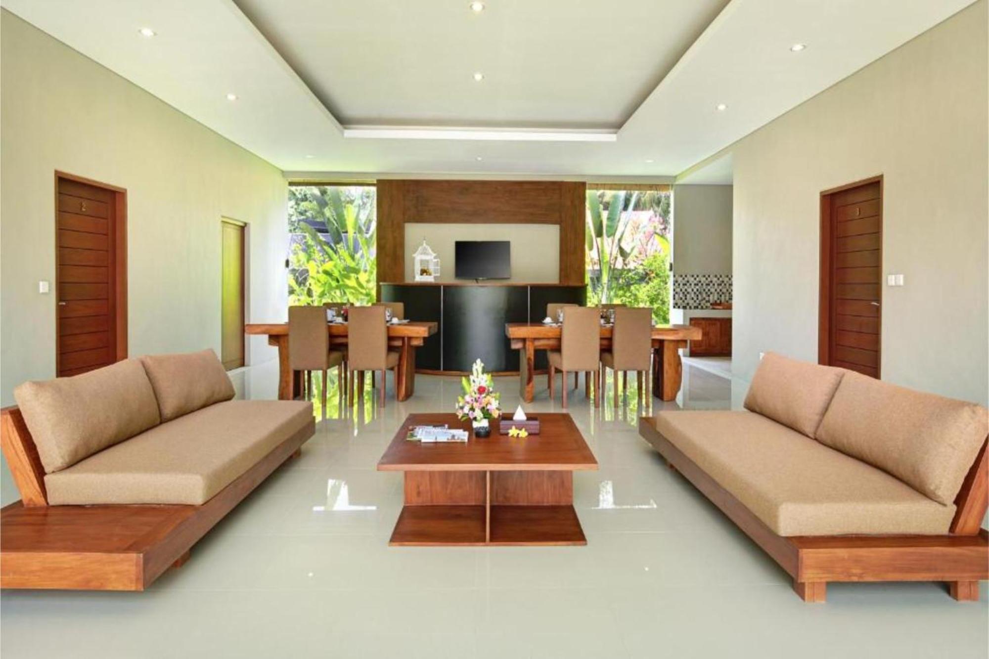 Flower 3 Bedroom Private Pool An01 Ubud (Bali)