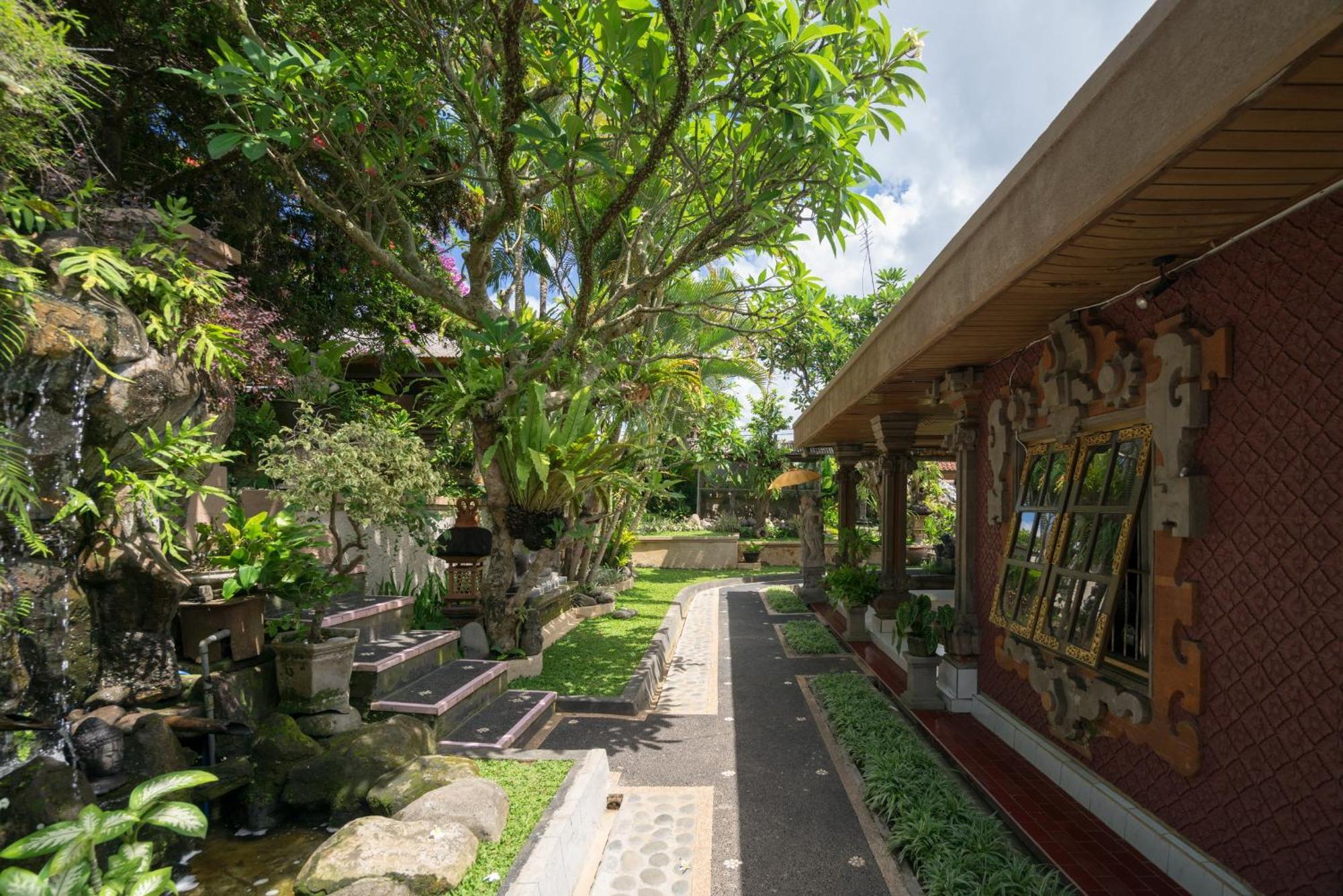 Nuaja Balinese 2* Ubud