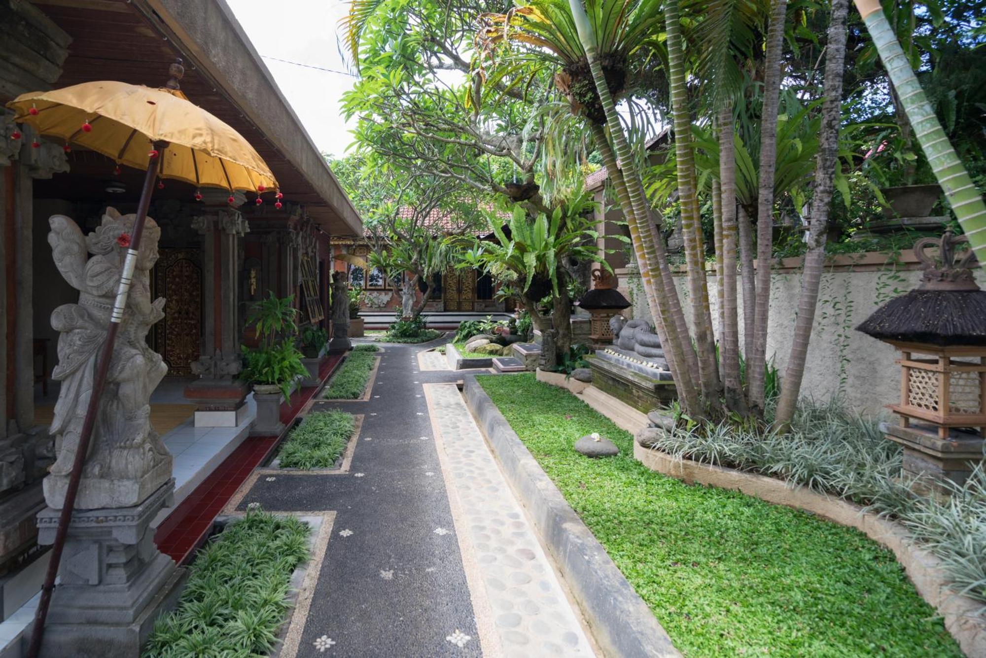 Nuaja Balinese Gasthuis 2*