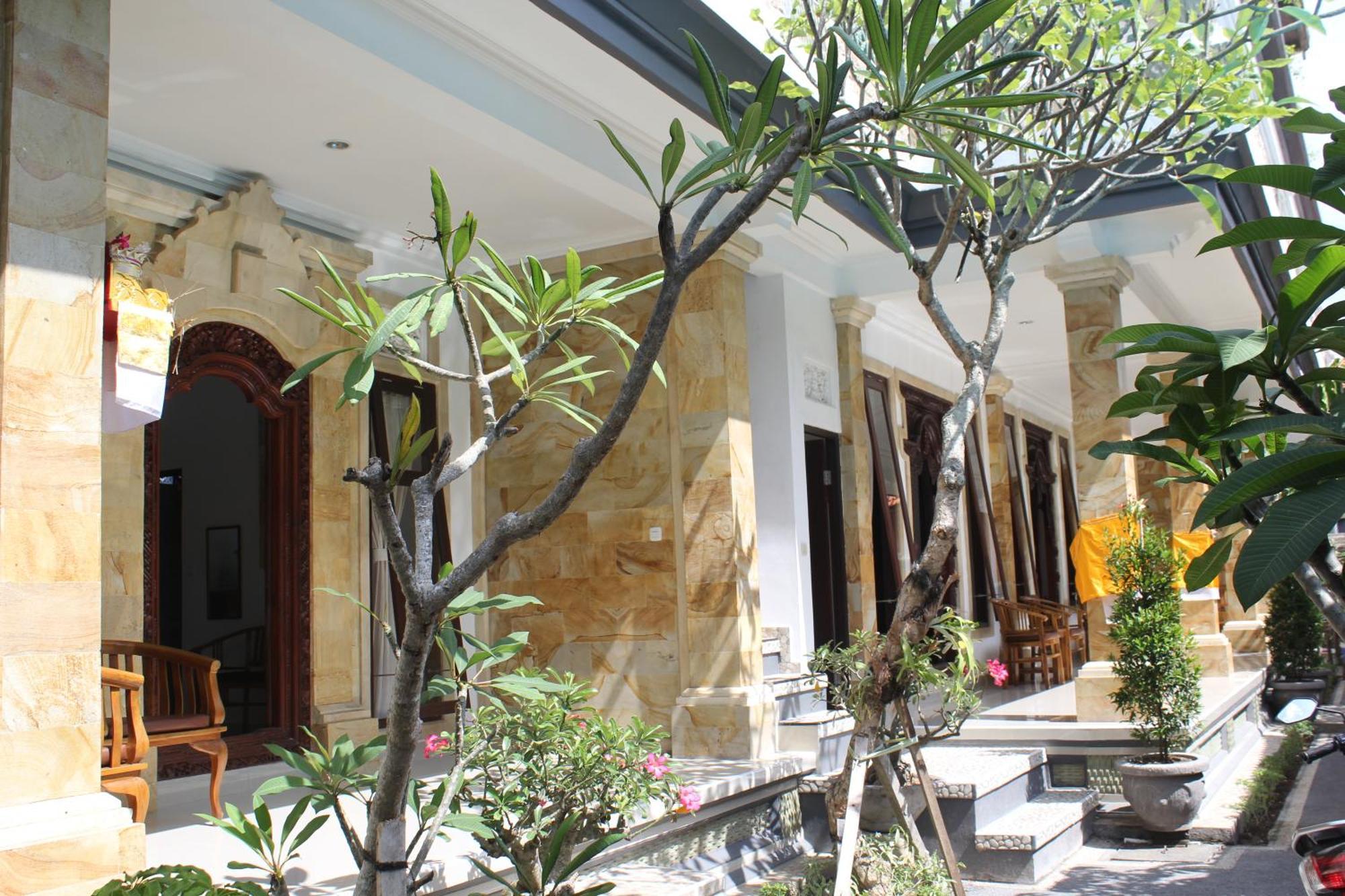 Umah Dauh Homestay