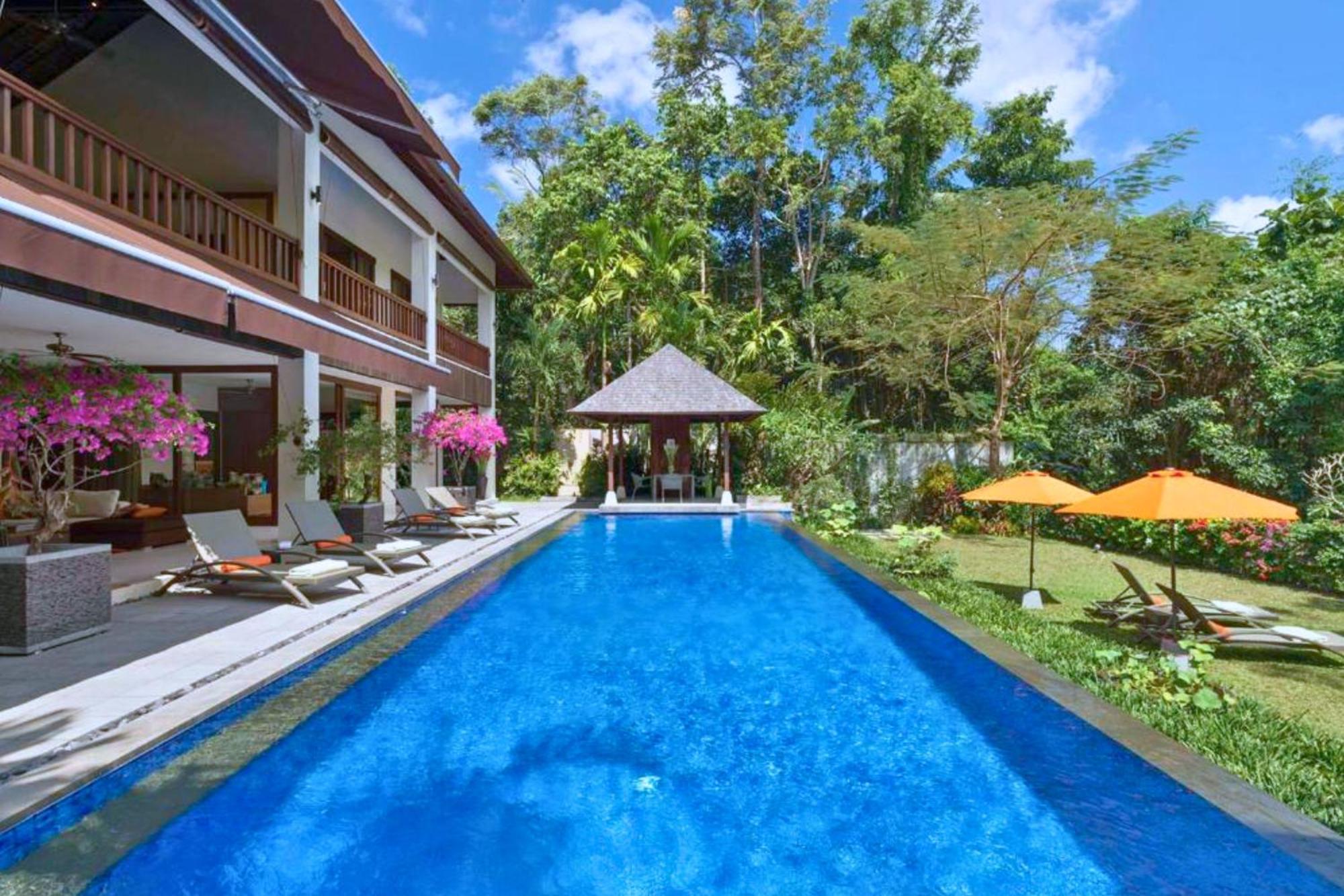 Anggrek Kemuning 3 Bedroom Private Pool Ju07