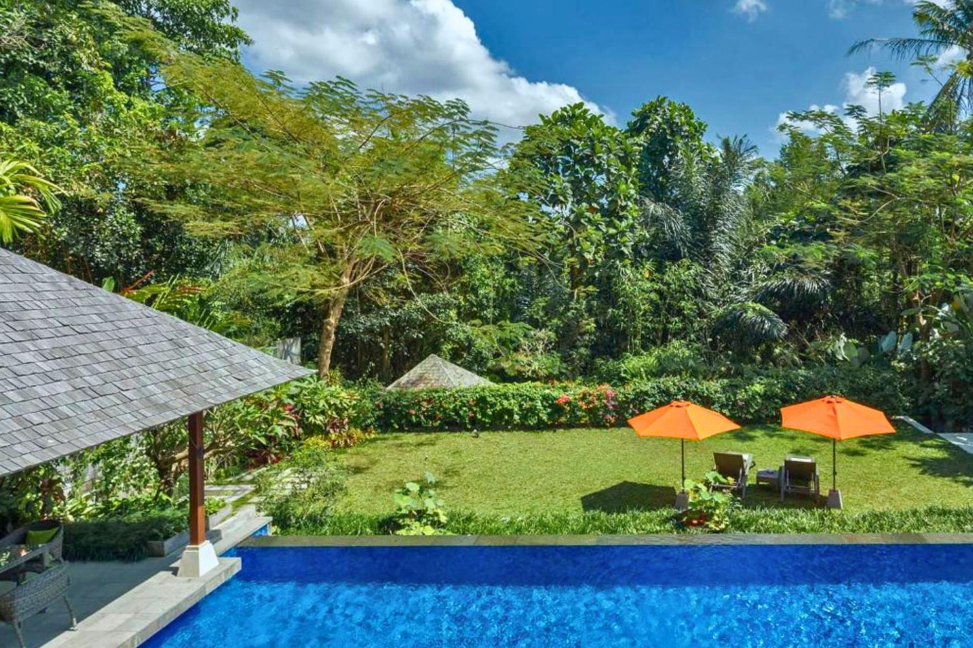 Anggrek Kemuning 3 Bedroom Private Pool Ju07