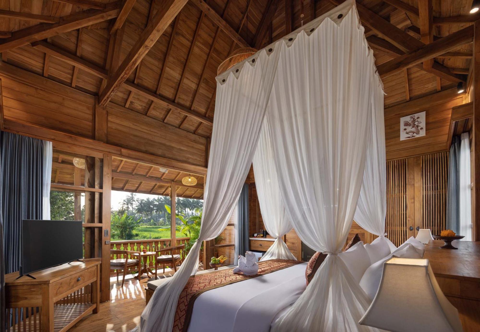 Hotel The Kalyana 4*